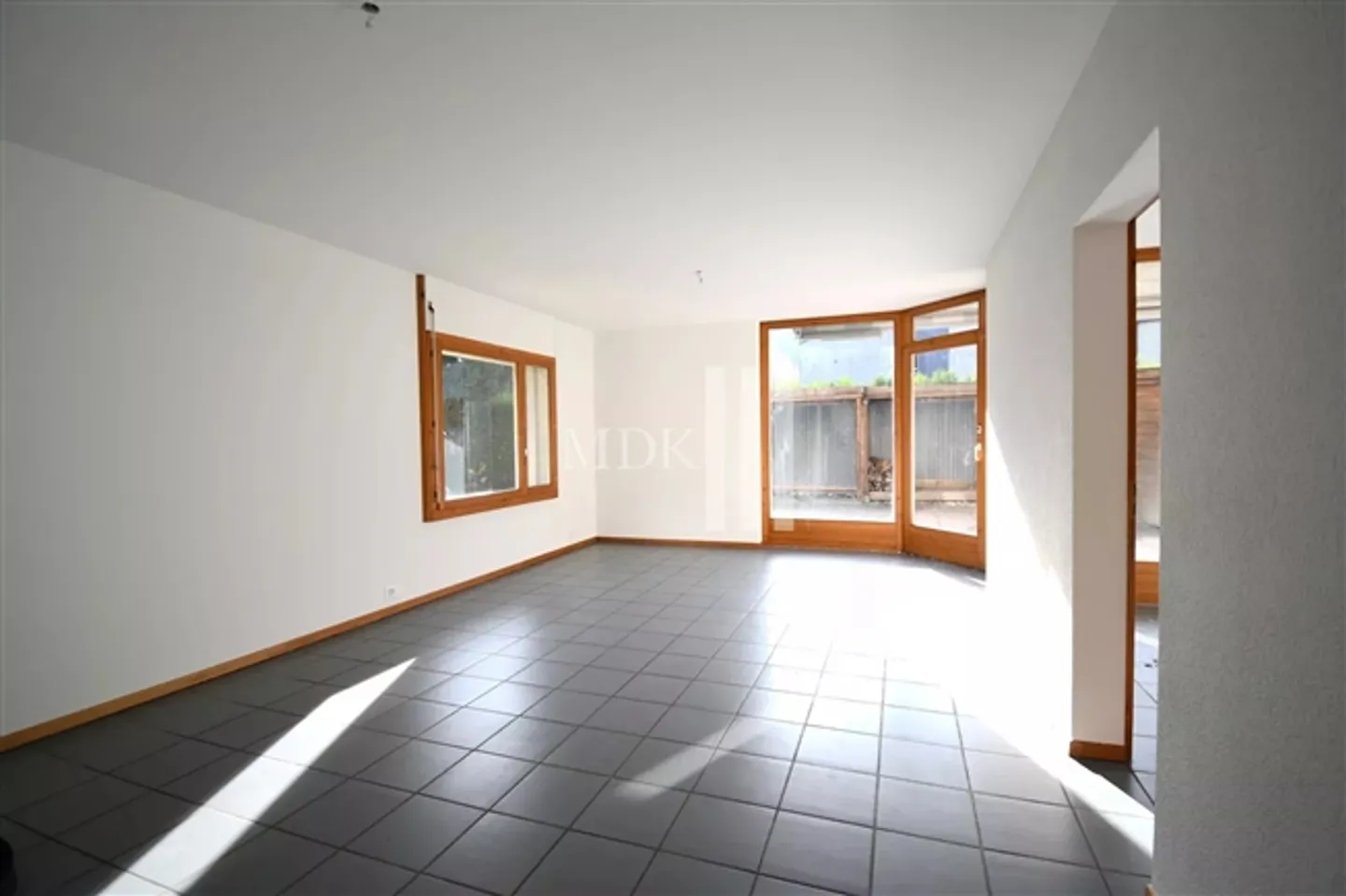 For rent a 4.5-room villa in Monthey - Photo 2 of 11