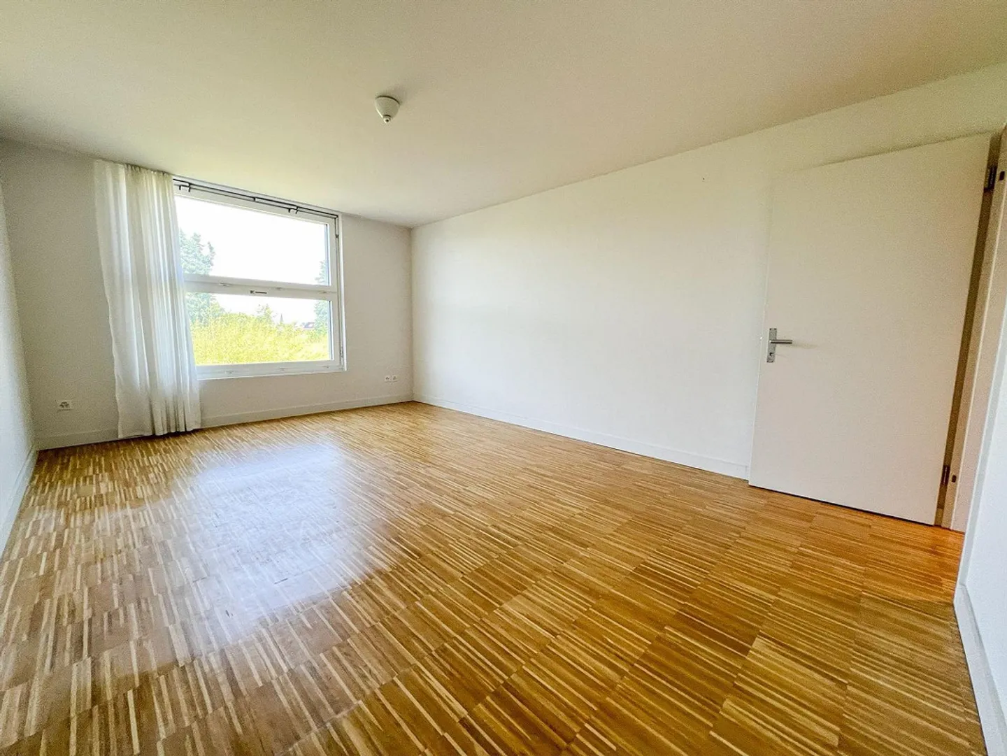 Moderne 3.5-Zimmer-Wohnung in Bottmingen mieten - Photo 8 of 11
