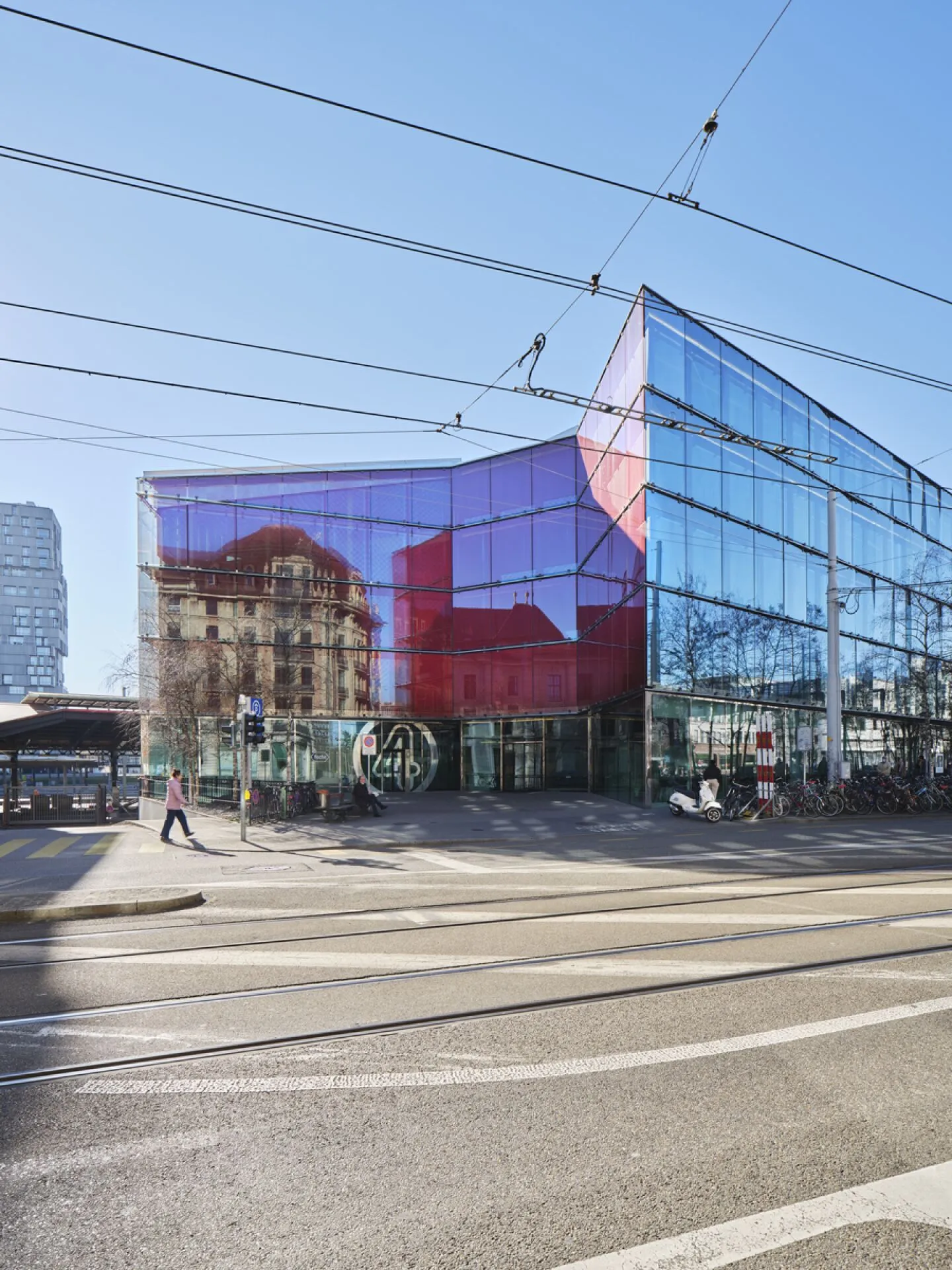 Bureau de ville en pleine expansion directement à la gare SBB - Photo 2 sur 8