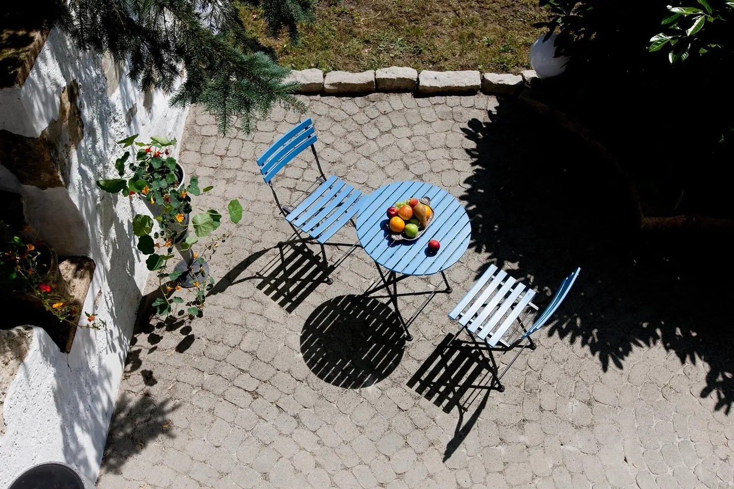Gioiello moderno ristrutturato con giardino - Foto 12 di 12