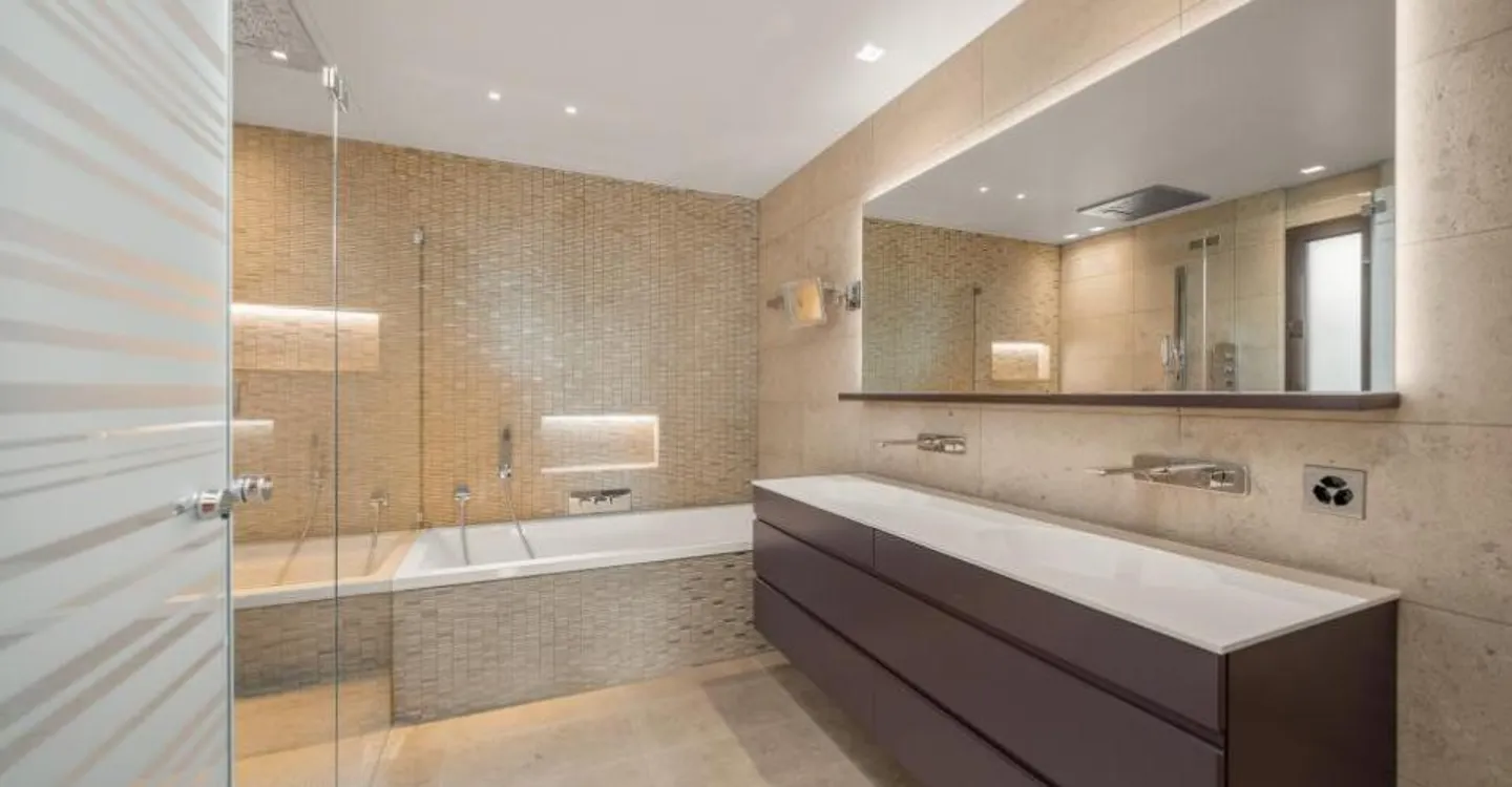 Splendida casa a schiera con giardino e piscina nel cuore di Chailly - Foto 7 di 12