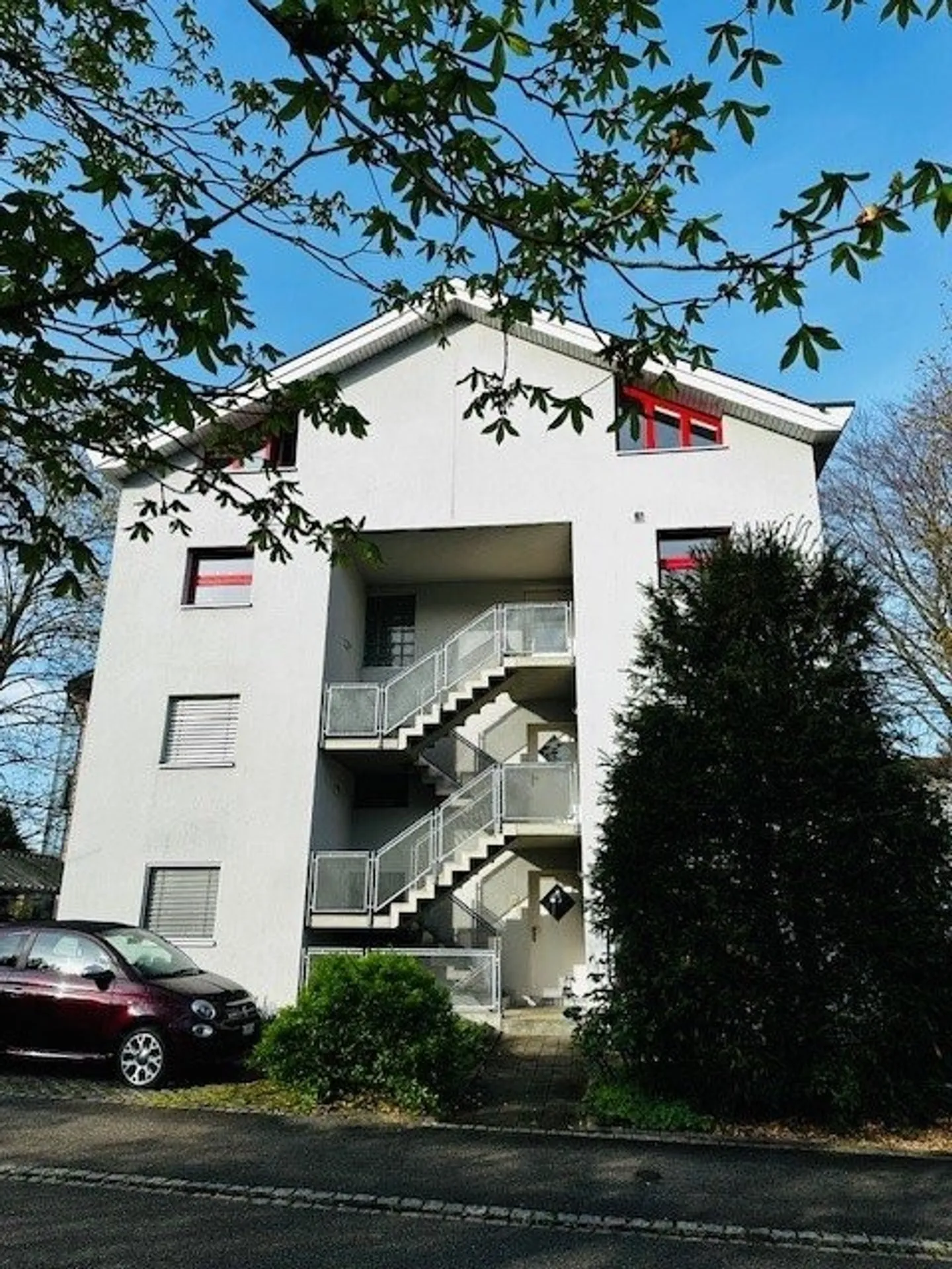 Appartement en duplex central et calme ! - Photo 2 sur 12