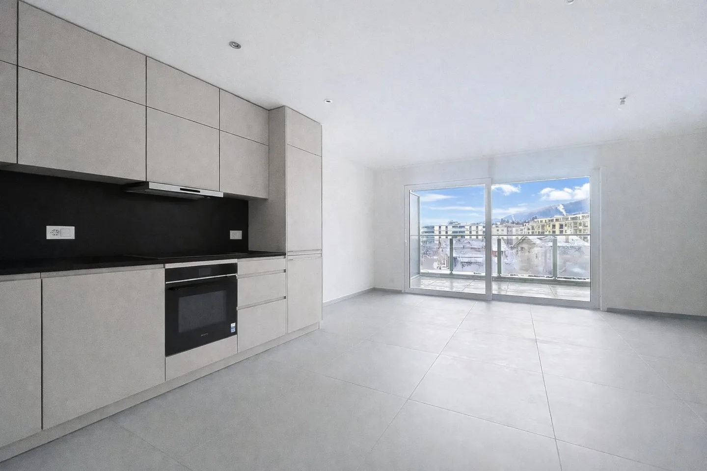 New comfortable apartments - Photo 1 of 8