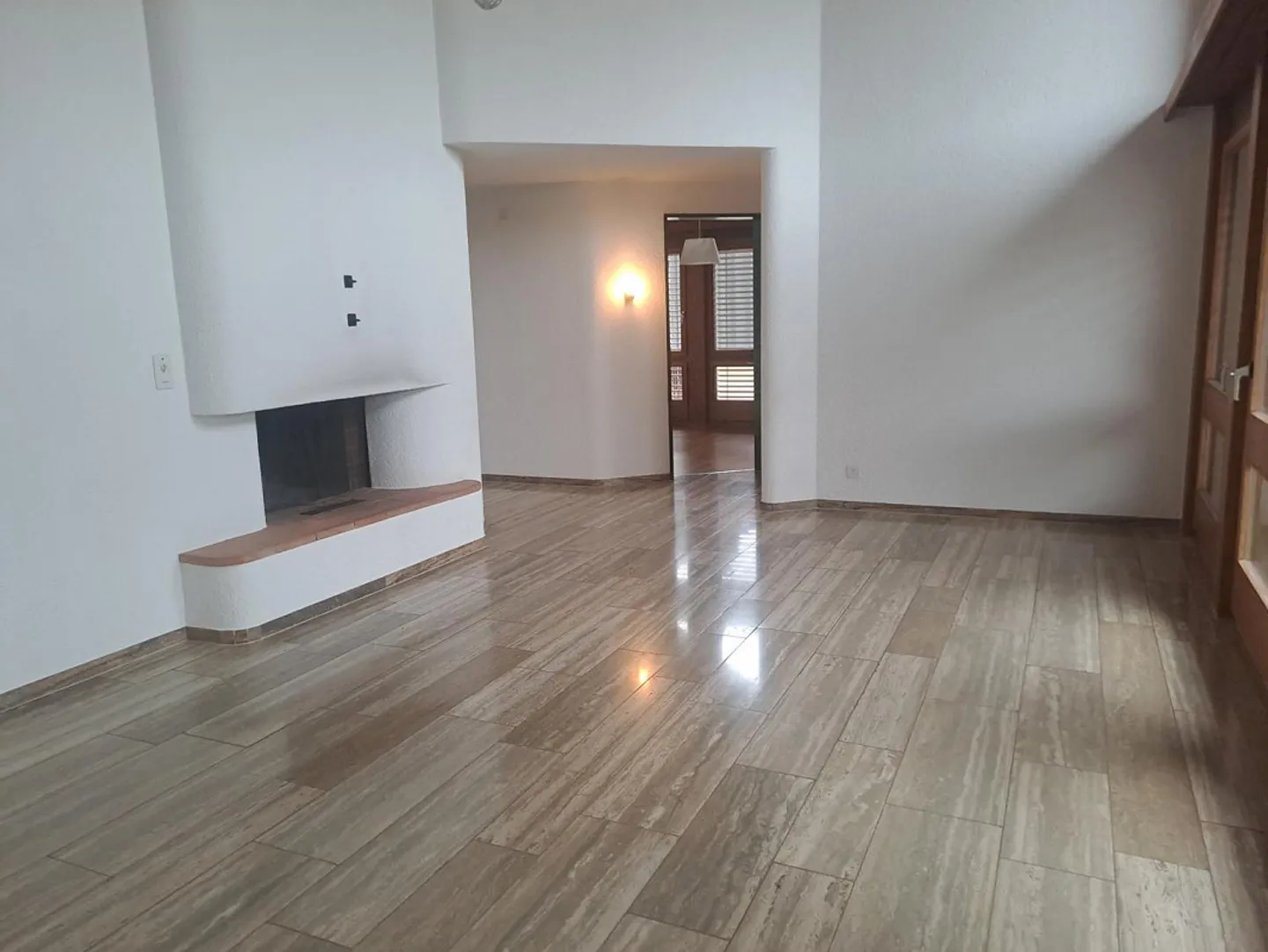 Light-flooded 5.5 room maisonette apartment - Photo 4 of 9
