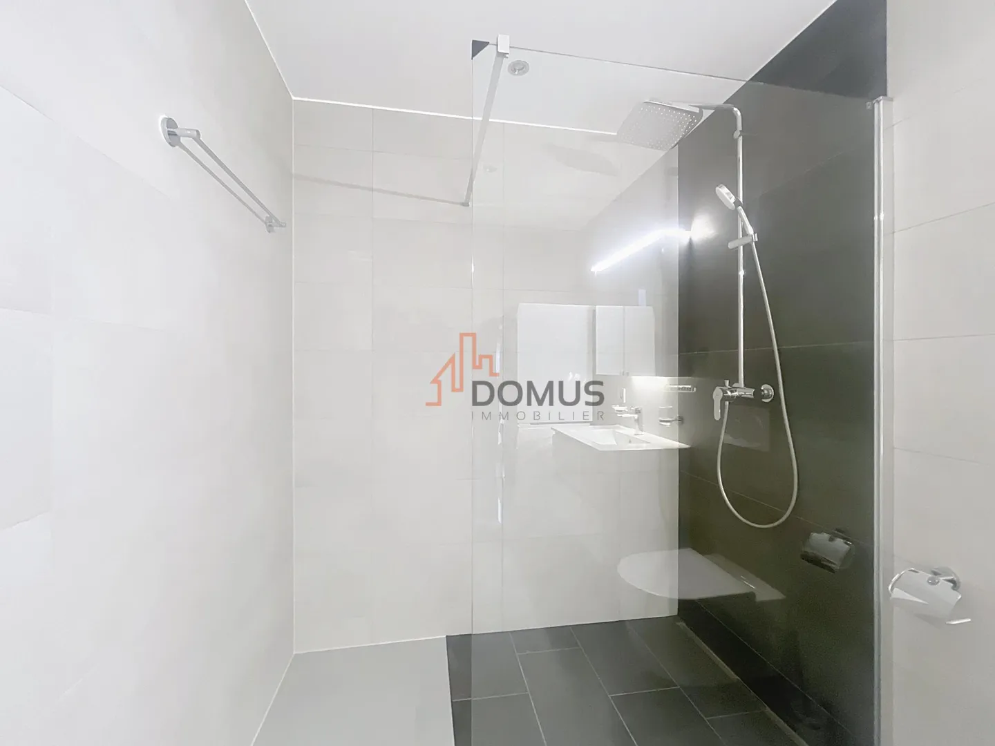 New comfortable apartments - Photo 6 of 8