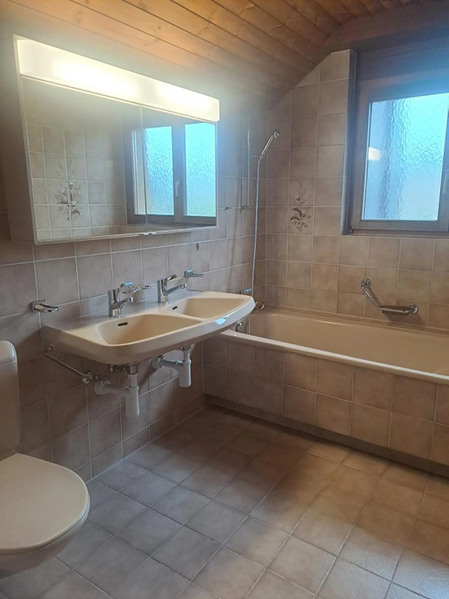 Light-flooded 5.5 room maisonette apartment - Photo 7 of 9