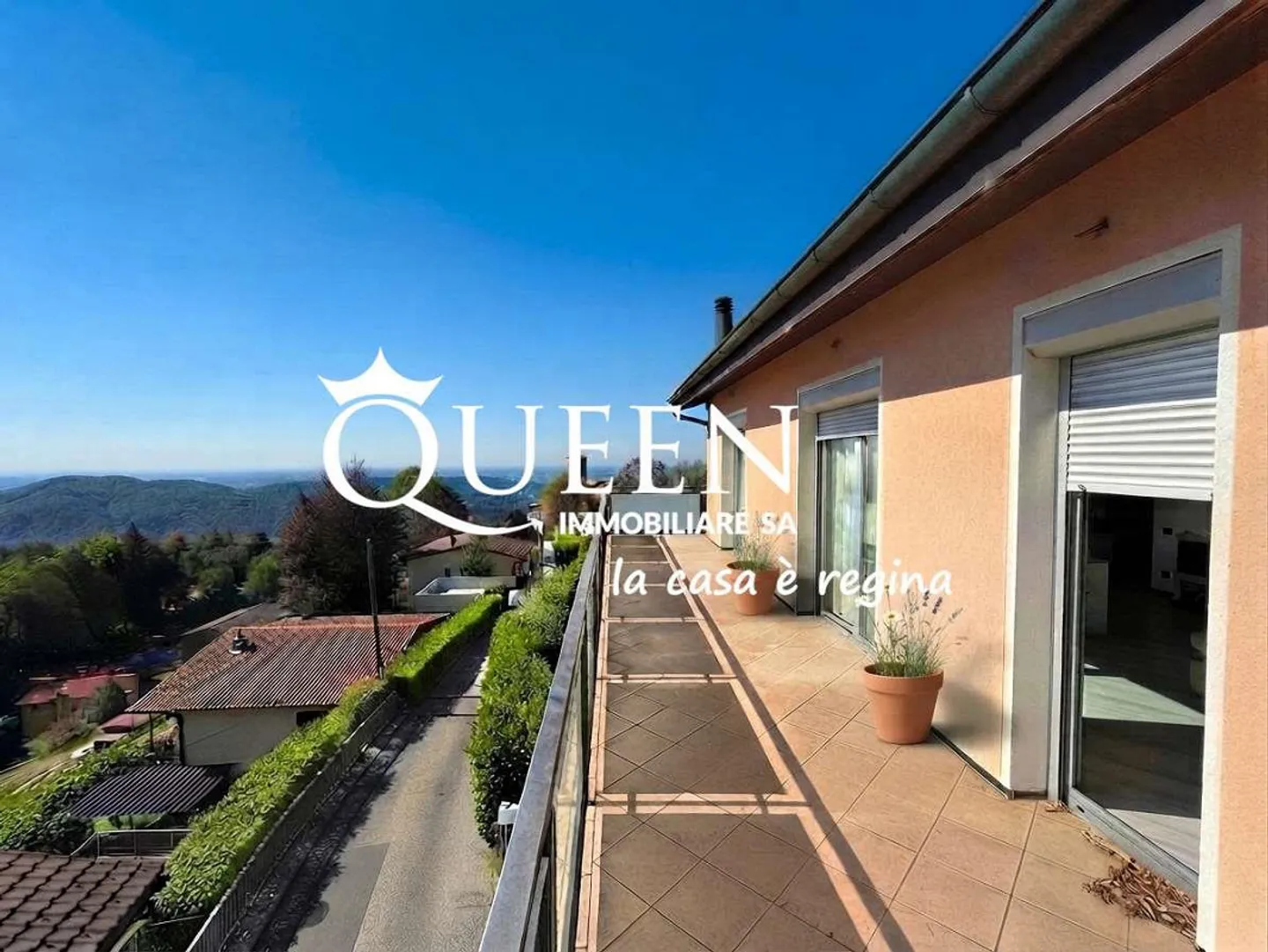 Sagno: panoramic position house 5.5 rooms with elevator and large garden - Photo 1 of 13