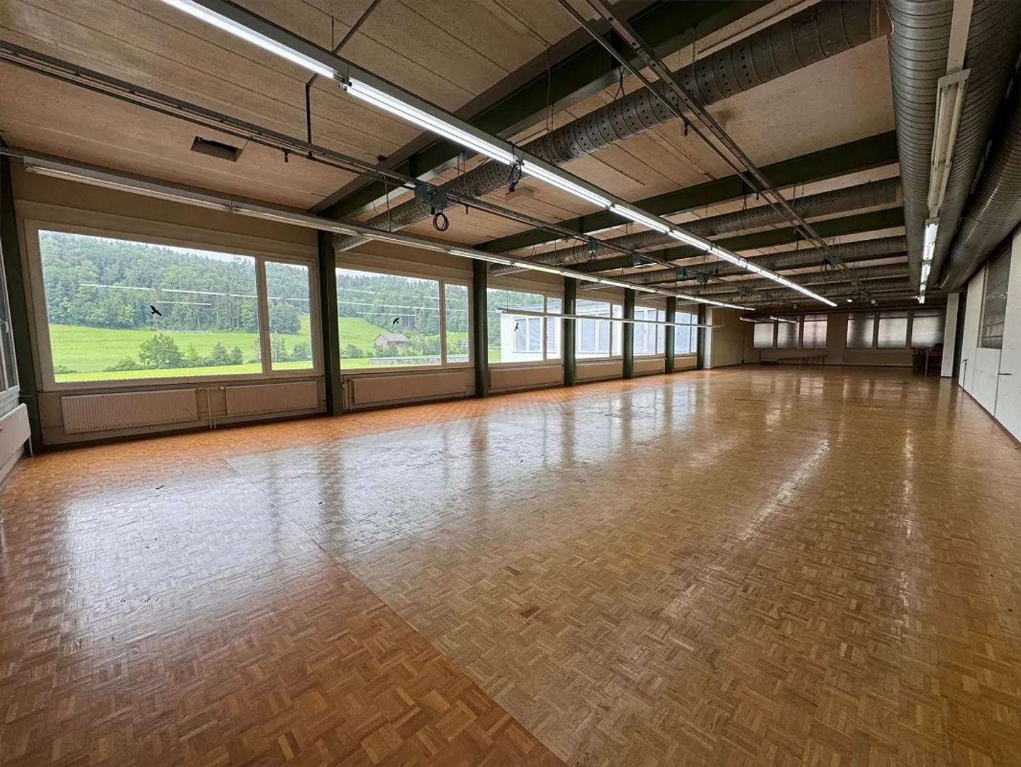 Commercial spaces from 120 m2 for versatile use - Photo 1 of 1