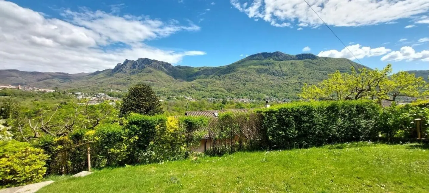 Interessantes EFH mit Lift und Grottino zu verkaufen   Vendesi interessante casa indipendente con ascensore e grottino. - Foto 7 von 15