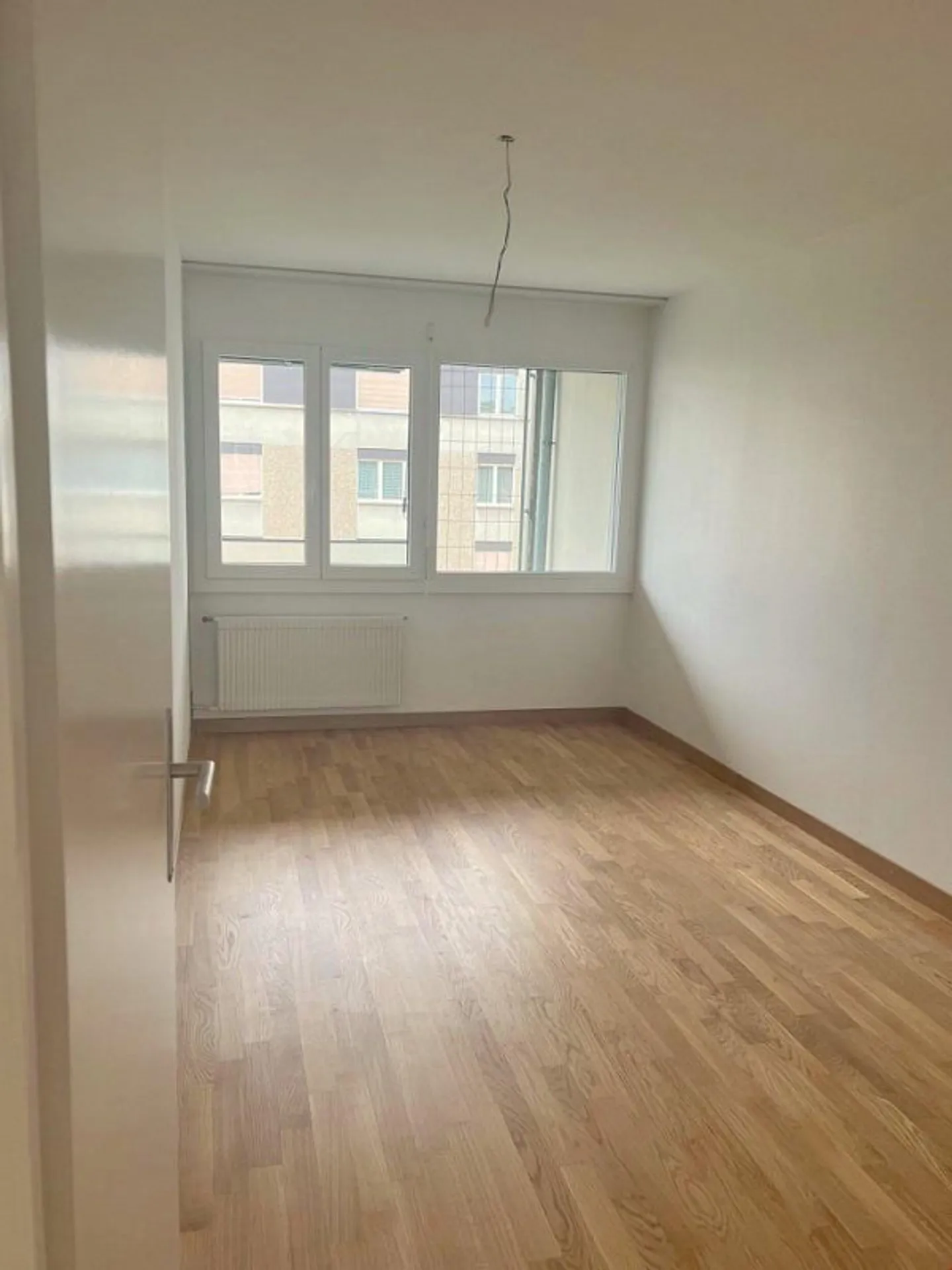 4.5 Room Apartment on the 2nd Floor in a Good Location - Photo 7 of 9