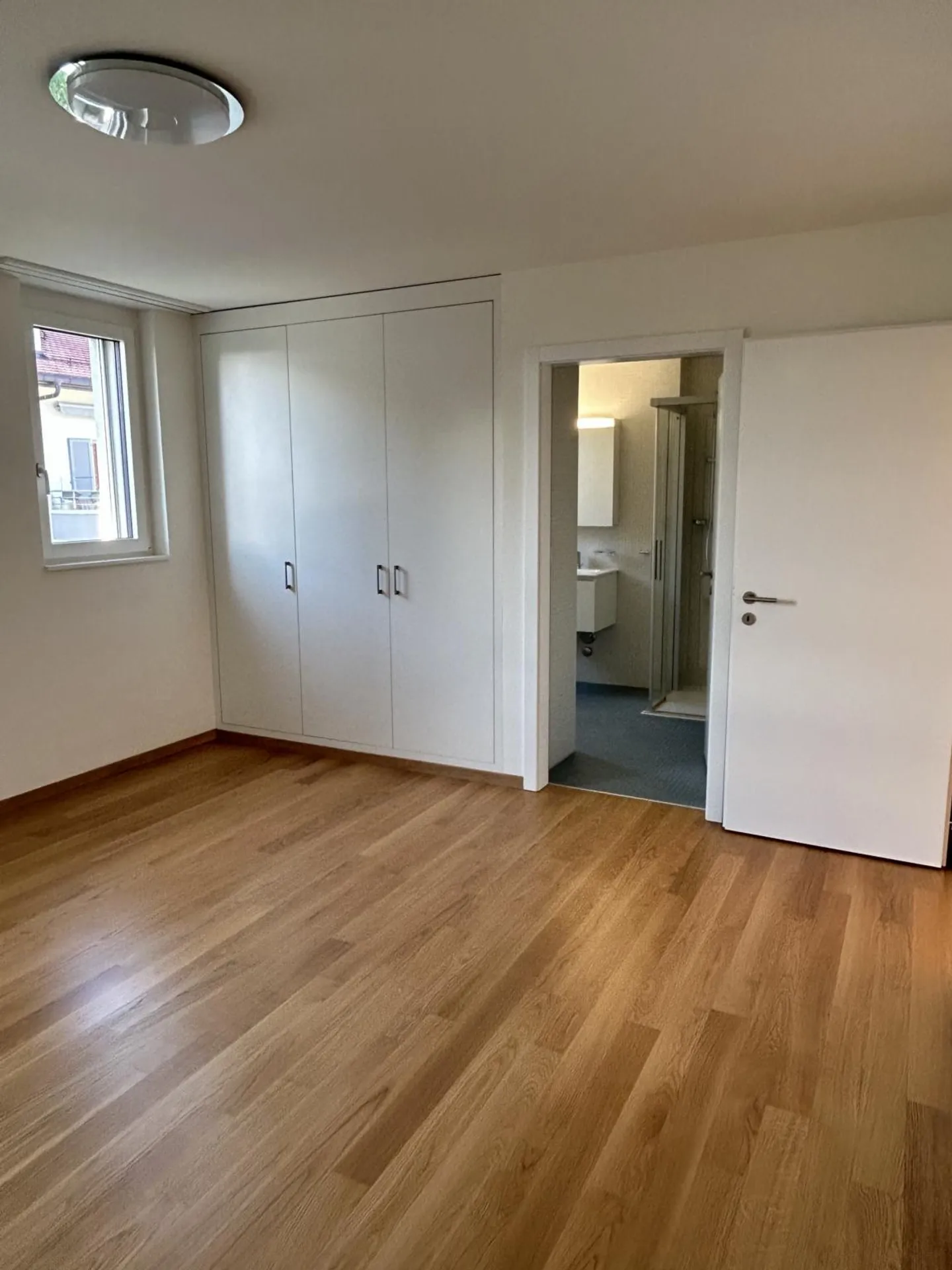 Apartment for rent - Photo 6 of 6