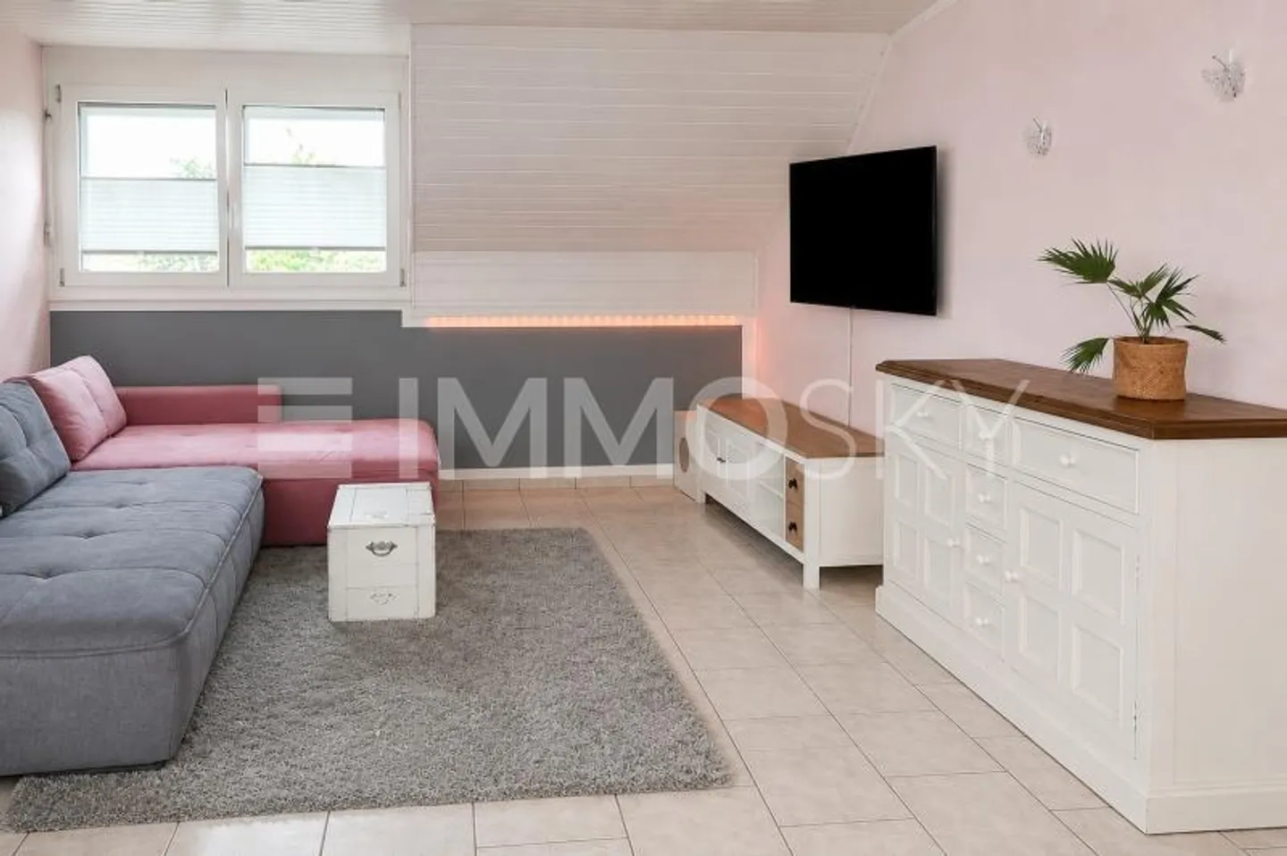 Modern Maisonette with Plenty of Space and Comfort - Photo 1 of 5