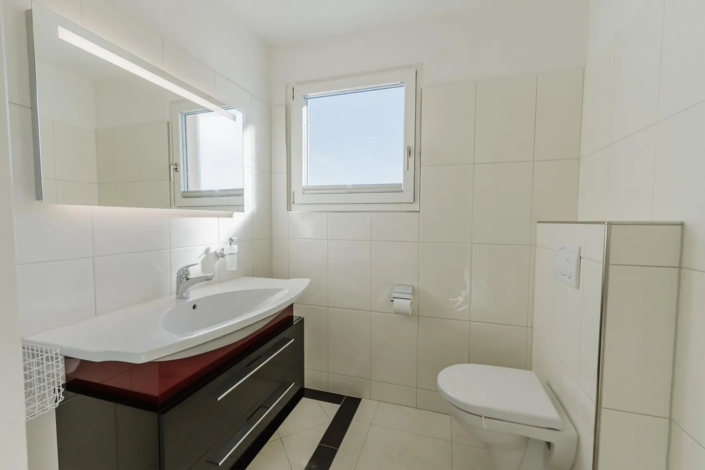 Living Comfort in Fehraltorf - Photo 3 of 8