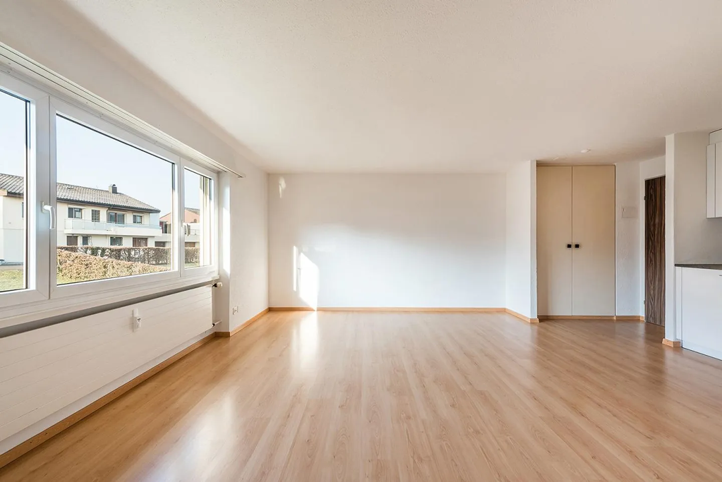 1,5 camere - ristrutturato - nuova cucina - vicino al lago - Foto 1 di 5