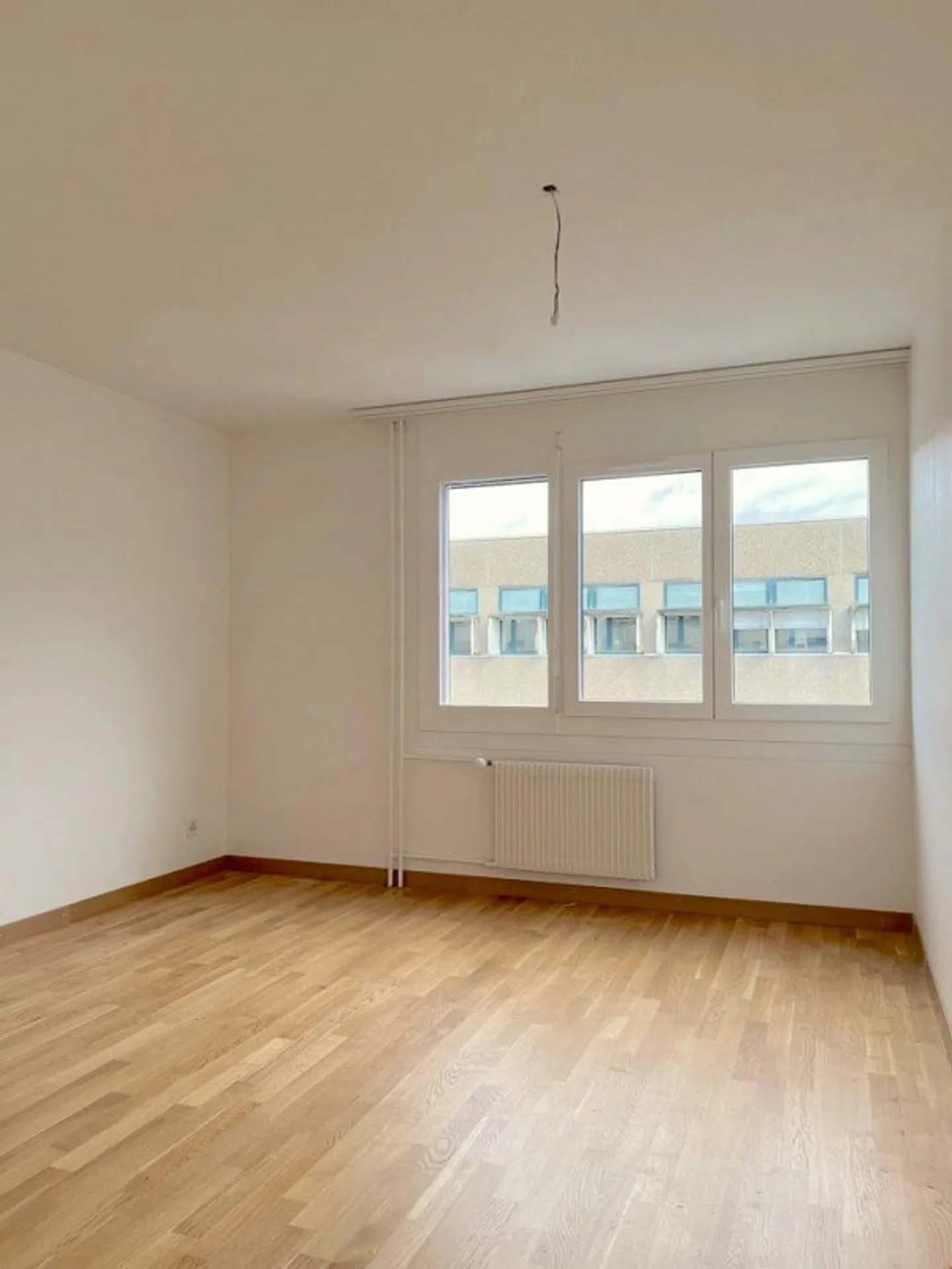 4.5 Room Apartment on the 2nd Floor in a Good Location - Photo 8 of 9