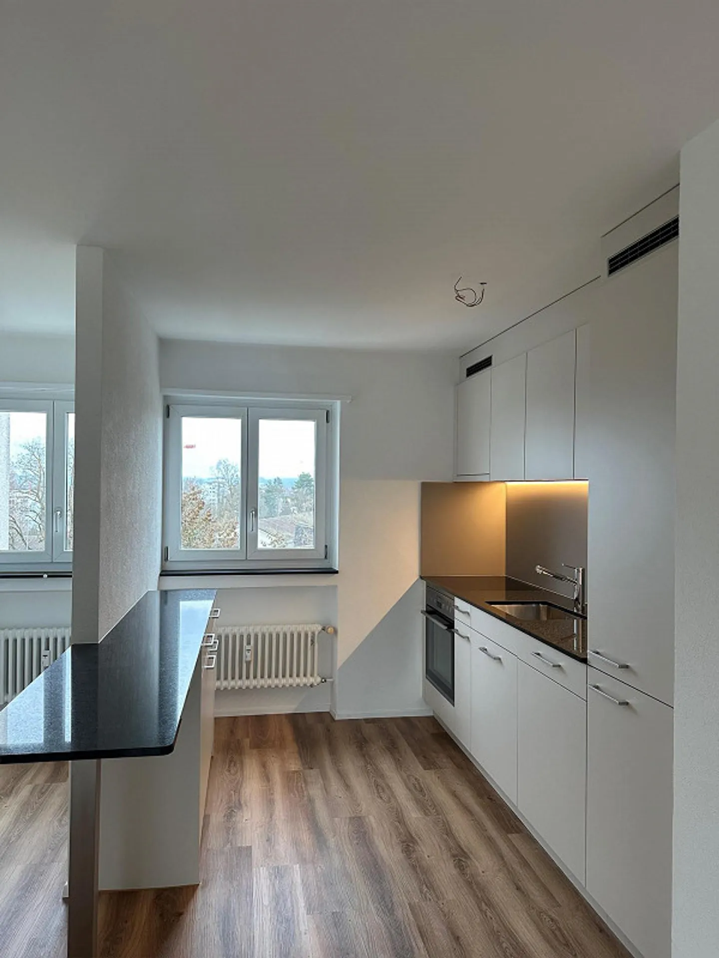 Completely renovated 3.5-room apartment in the center of Kreuzlingen - Photo 2 of 8