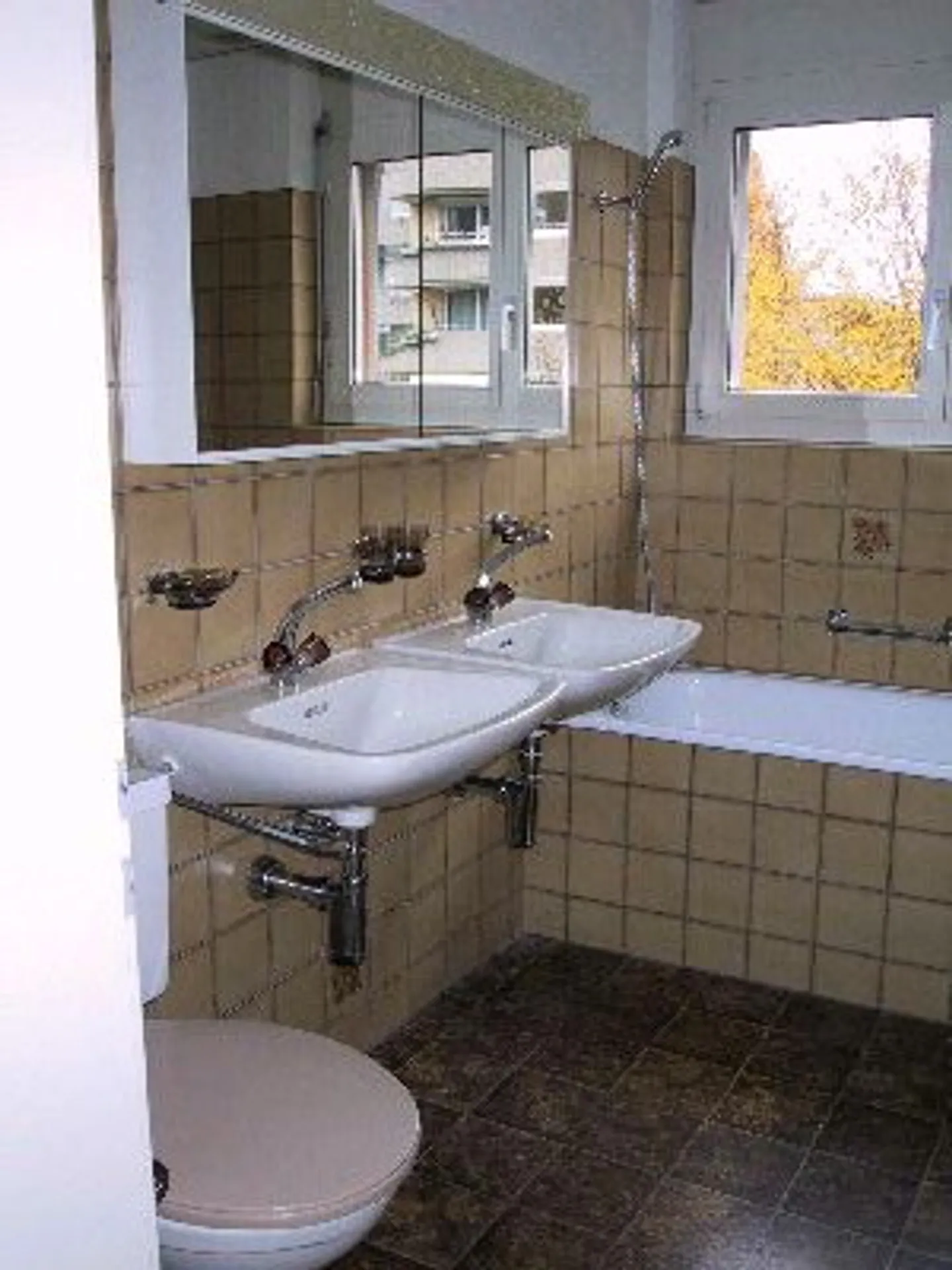 Rent without deposit! - Child-friendly residential area in green surroundings - Photo 4 of 6