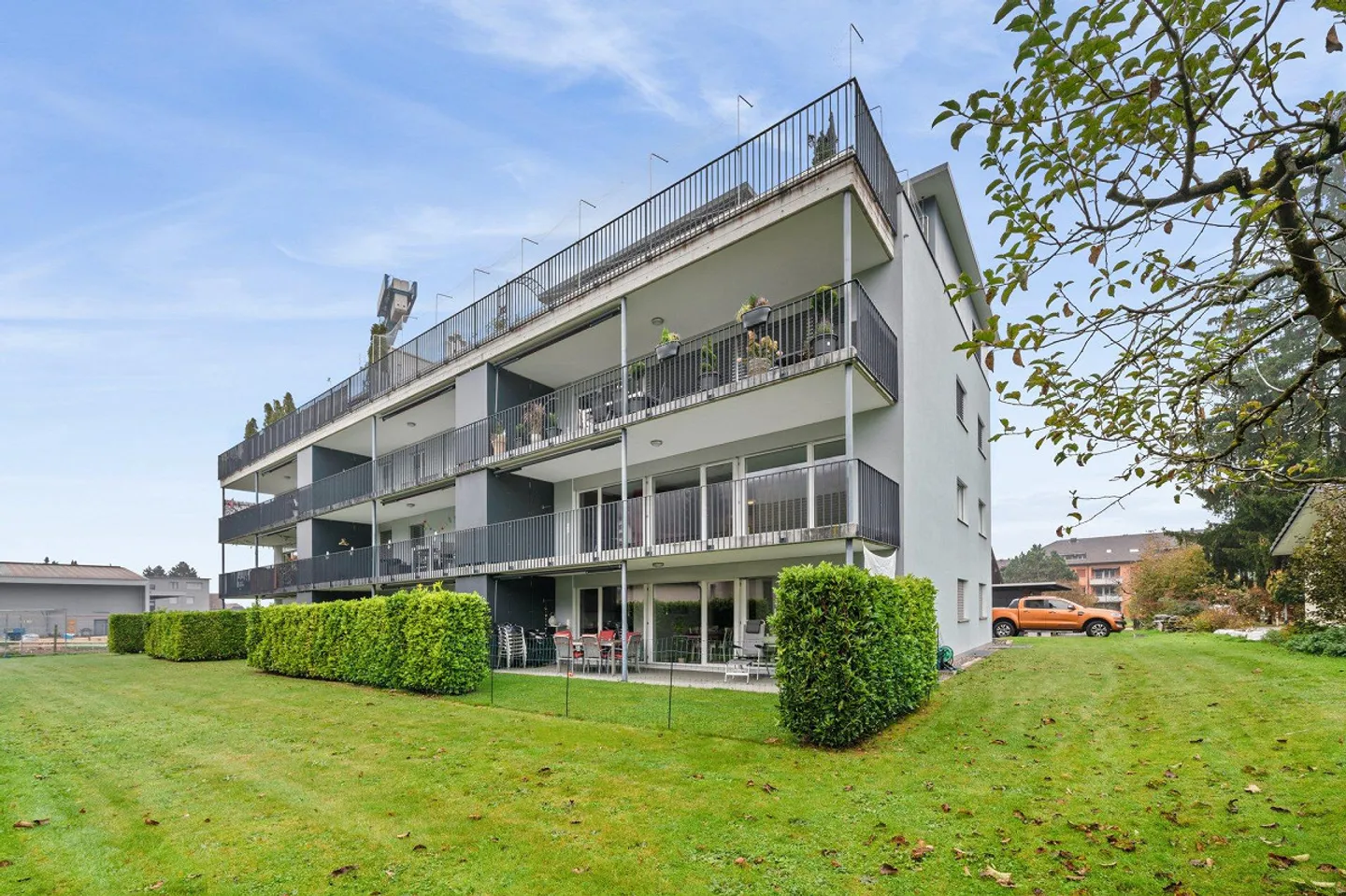 Appartamento moderno di 3,5 locali con grande balcone e lavatrice - Holziken - Foto 1 di 6
