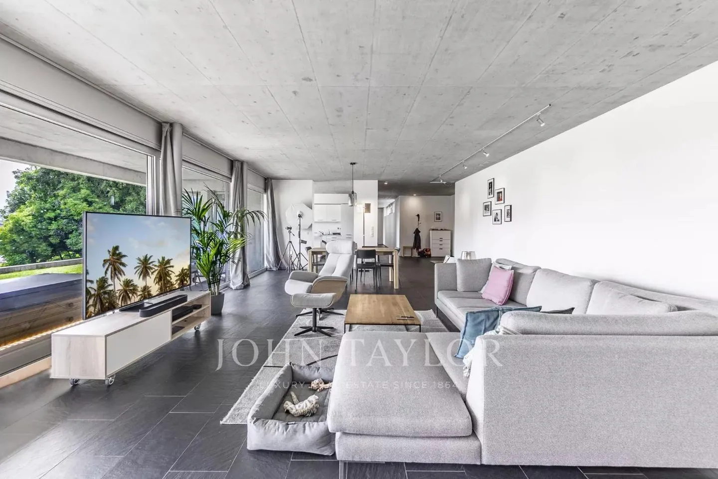 Appartement Contemporain dans Villa - Photo 5 sur 13