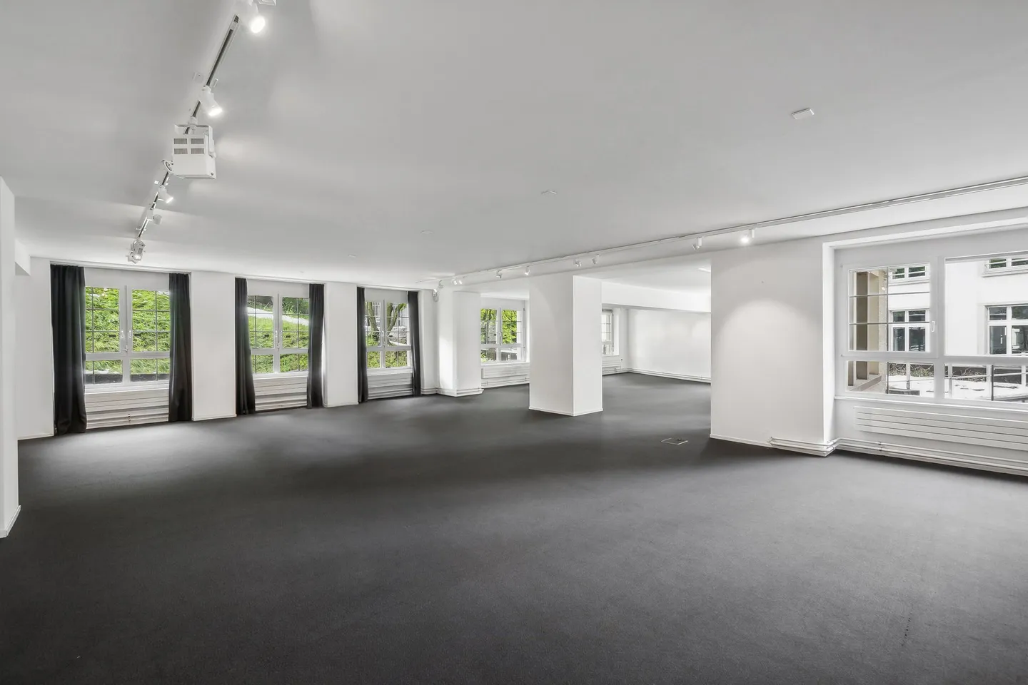 Spazio in affitto interessante - ora disponibile! - Foto 9 di 10