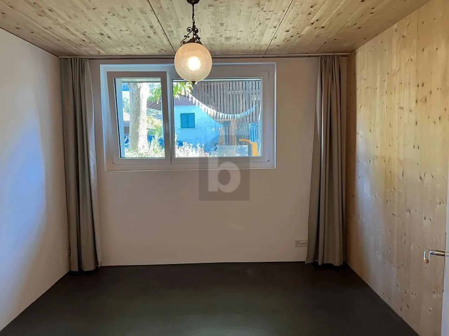 MODERNE ET CALME DANS UN EMPLACEMENT CENTRAL - Photo 2 sur 6