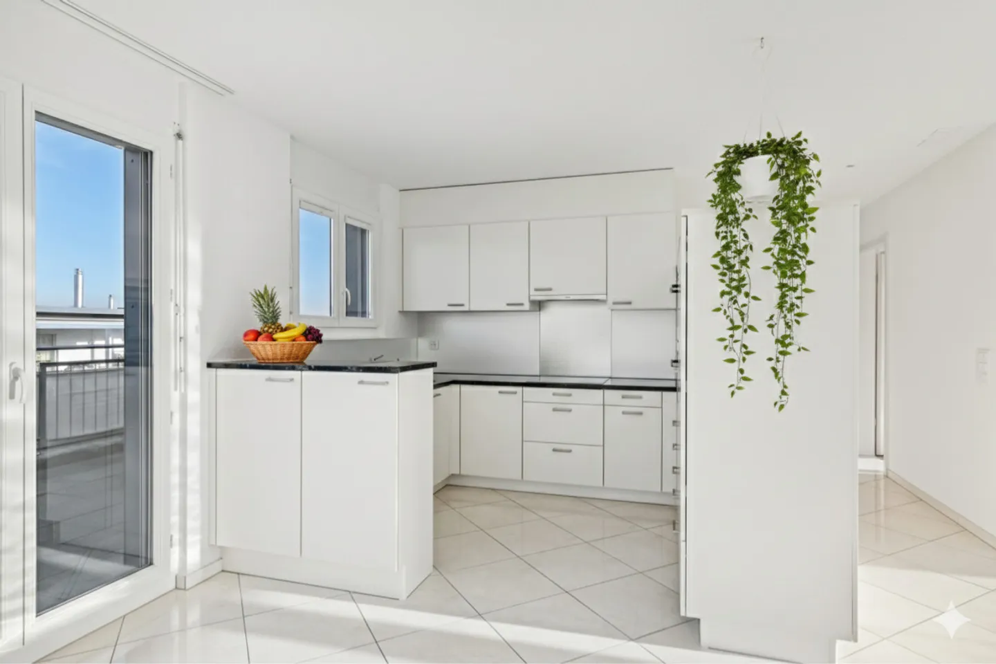 Appartement en attique lumineux avec deux terrasses et salle de loisirs - Photo 4 sur 9