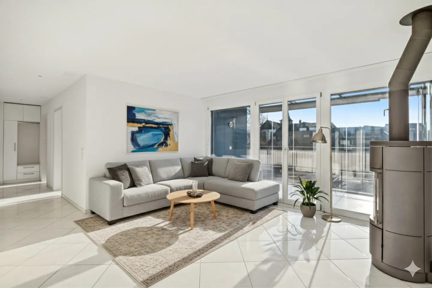 Appartement en attique lumineux avec deux terrasses et salle de loisirs - Photo 3 sur 9