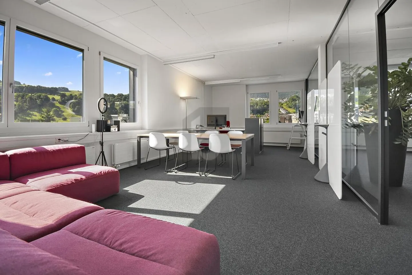 Vielseitige Bürofläche in Wollerau - Foto 3 von 5