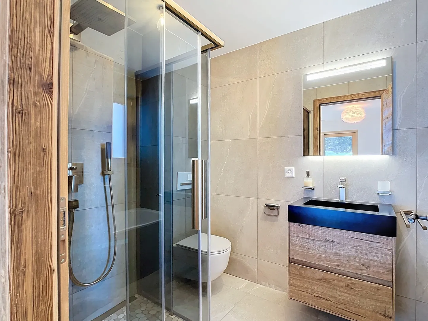 Appartement Moderne dans Chalet Minergie - Photo 12 sur 13