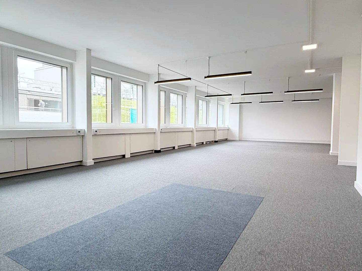 Uffici moderni vicino alla stazione ferroviaria - Foto 6 di 9