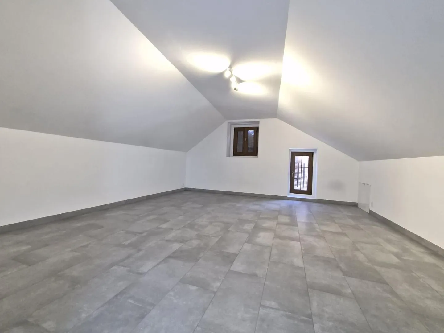 Appartamento di due e mezzo locali al 4° piano - Foto 9 di 11