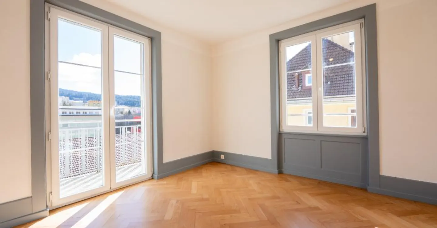 Appartement rénové à Le Locle - Photo 3 sur 13