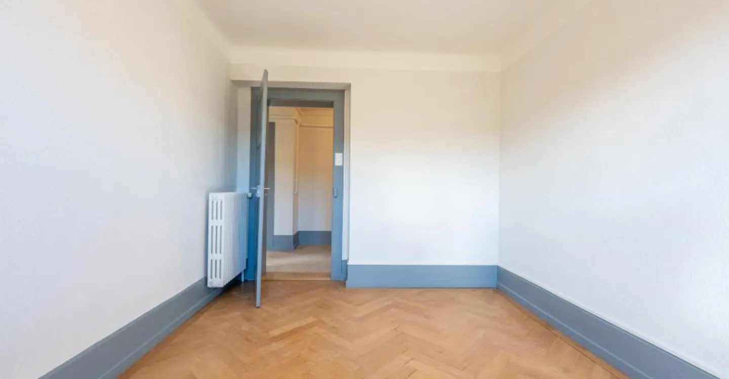 Appartement rénové à Le Locle - Photo 8 sur 13
