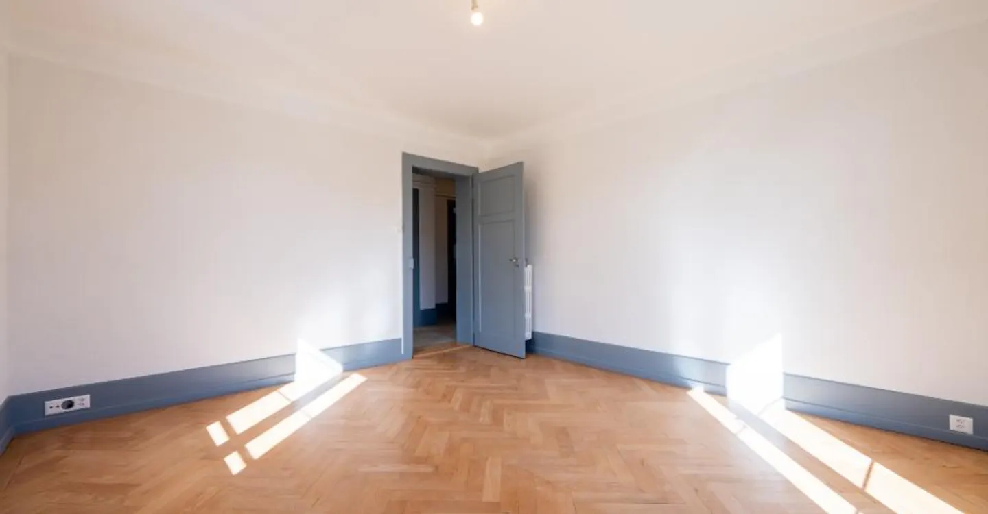 Appartement rénové à Le Locle - Photo 4 sur 13