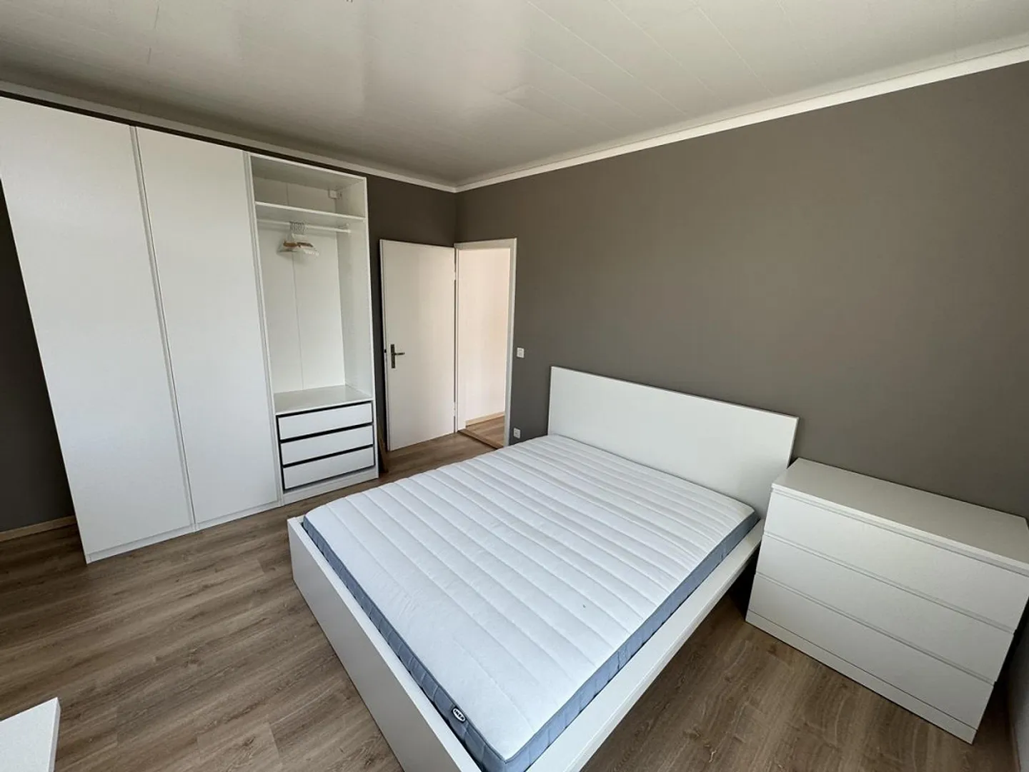 Chambres partagées meublées à distance de marche de la gare de Frenkendorf - Photo 1 sur 15