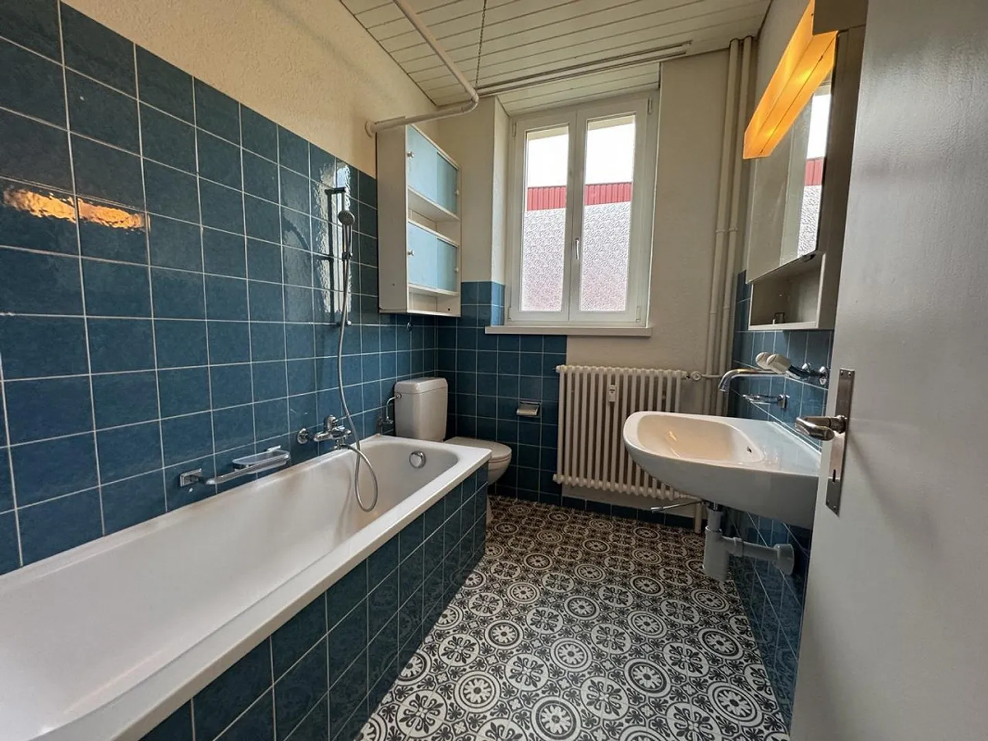 Chambres partagées meublées à distance de marche de la gare de Frenkendorf - Photo 3 sur 15