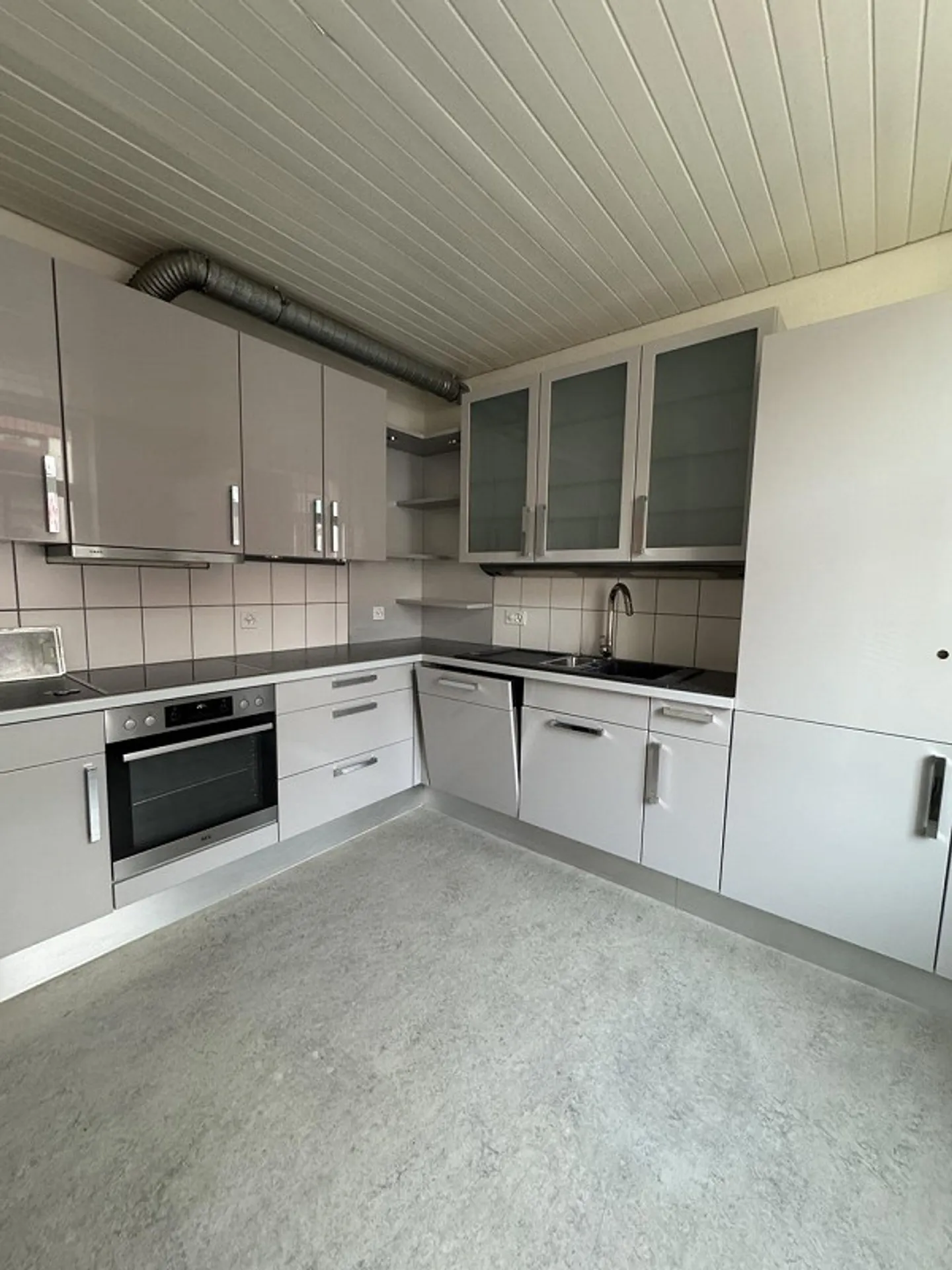 Chambres partagées meublées à distance de marche de la gare de Frenkendorf - Photo 6 sur 15