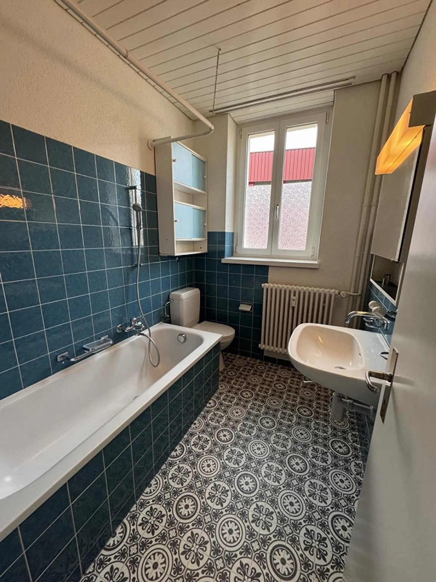 Chambres partagées meublées à distance de marche de la gare de Frenkendorf - Photo 8 sur 15