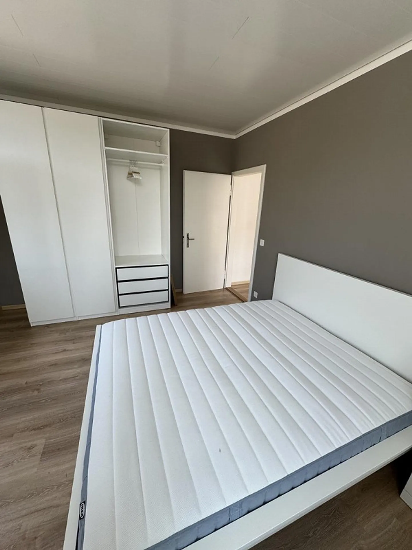 Chambres partagées meublées à distance de marche de la gare de Frenkendorf - Photo 10 sur 15