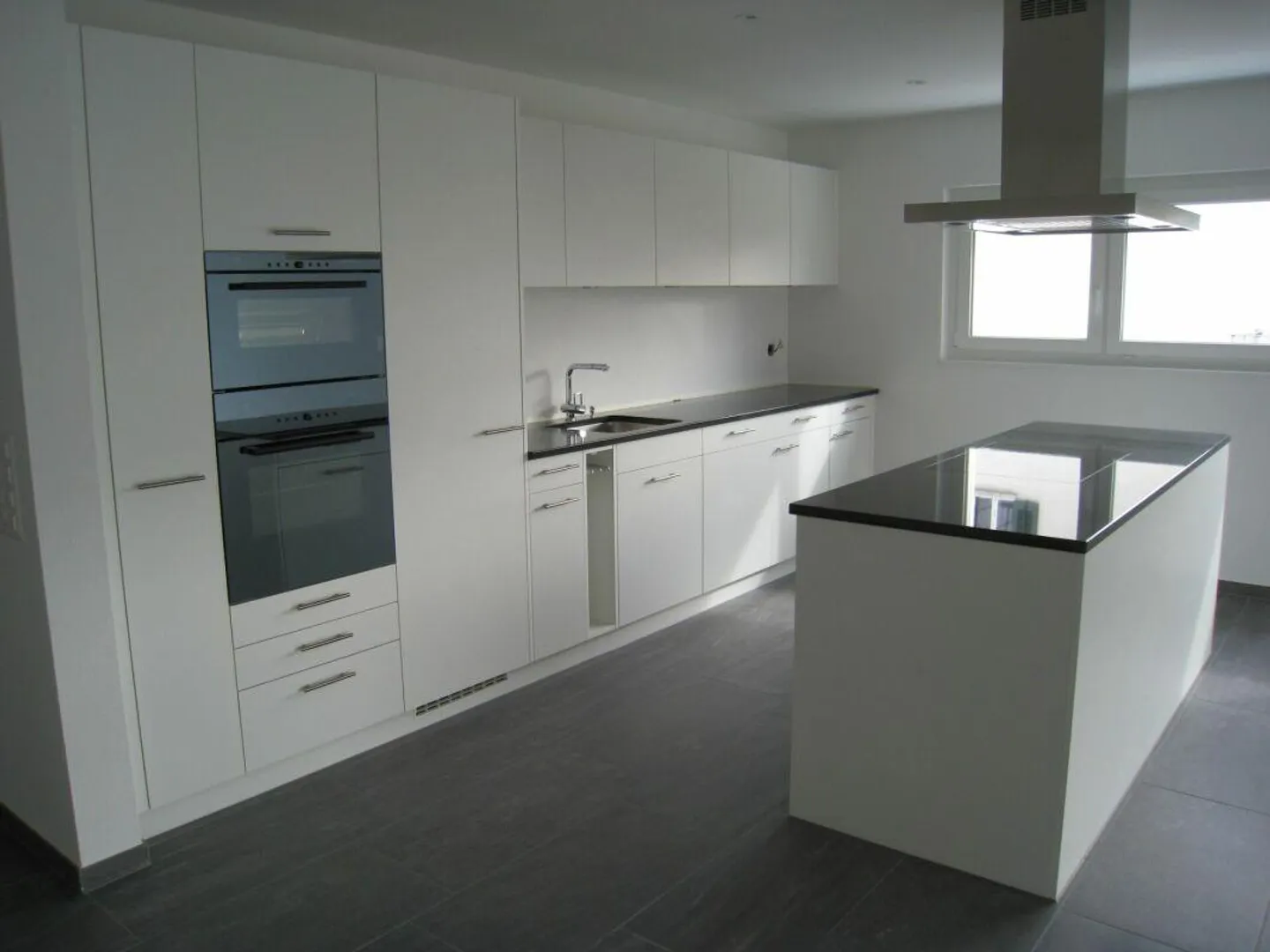 Exclusive 3 1/2 Room Apartment - Photo 5 of 10