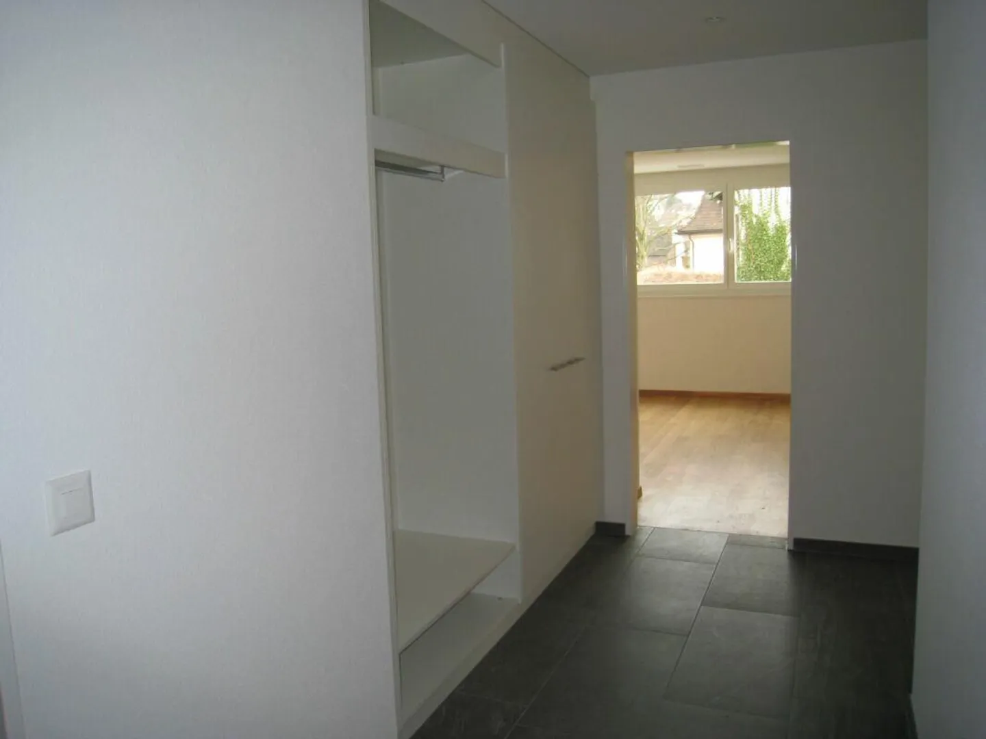Exclusive 3 1/2 Room Apartment - Photo 9 of 10