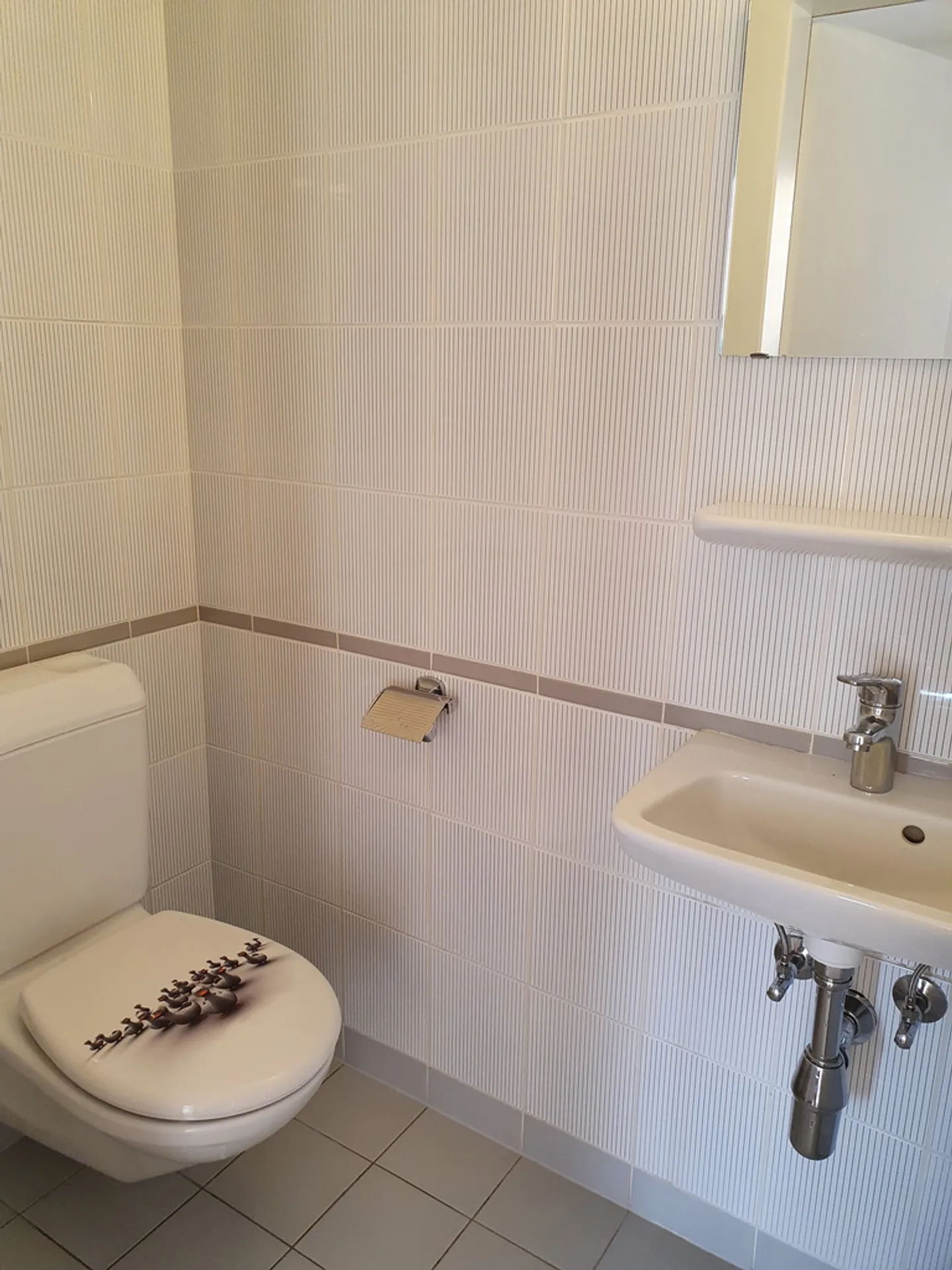 Apartment with 3 rooms in Perroy - Photo 3 of 7