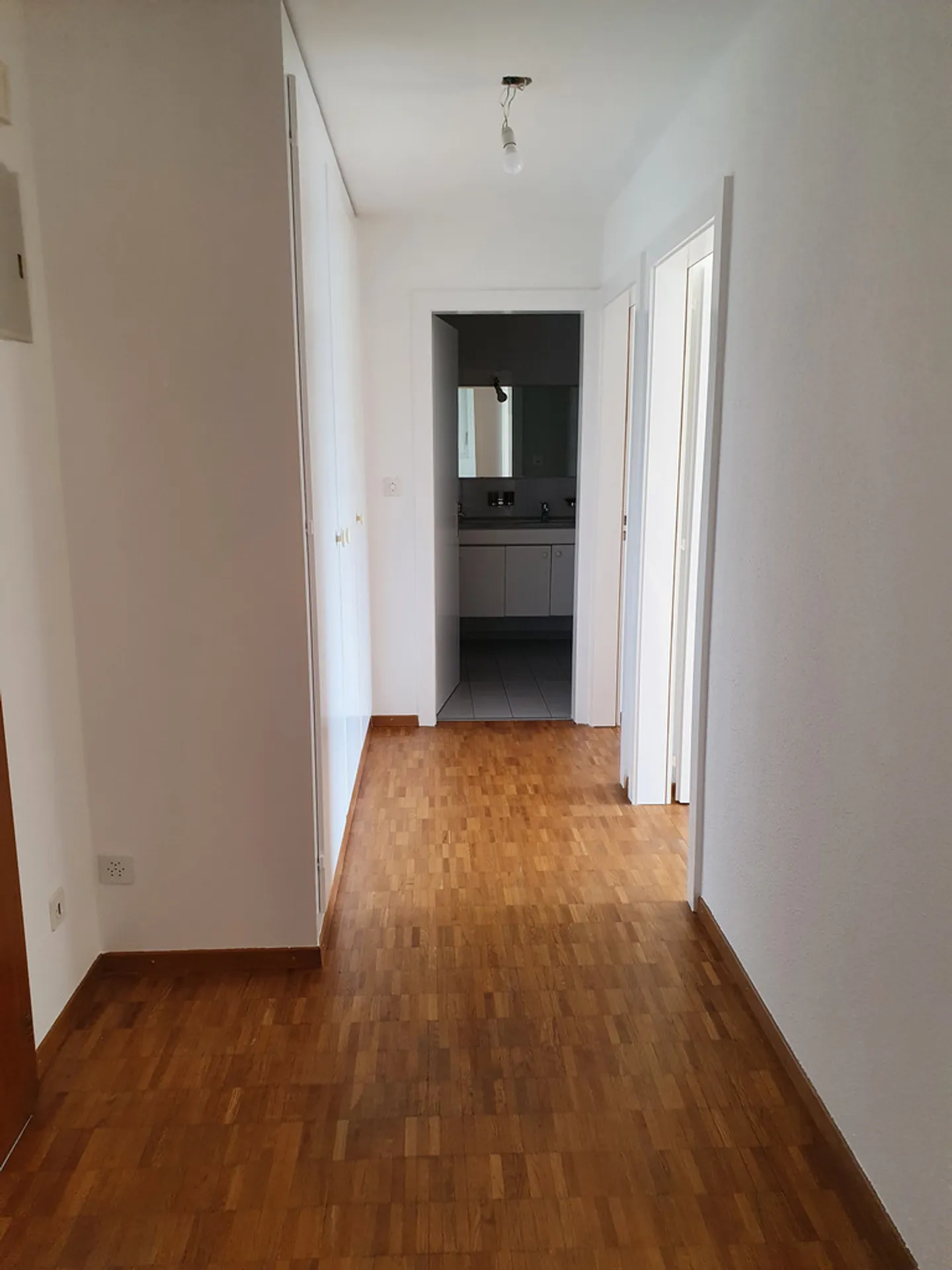 Apartment with 3 rooms in Perroy - Photo 2 of 7