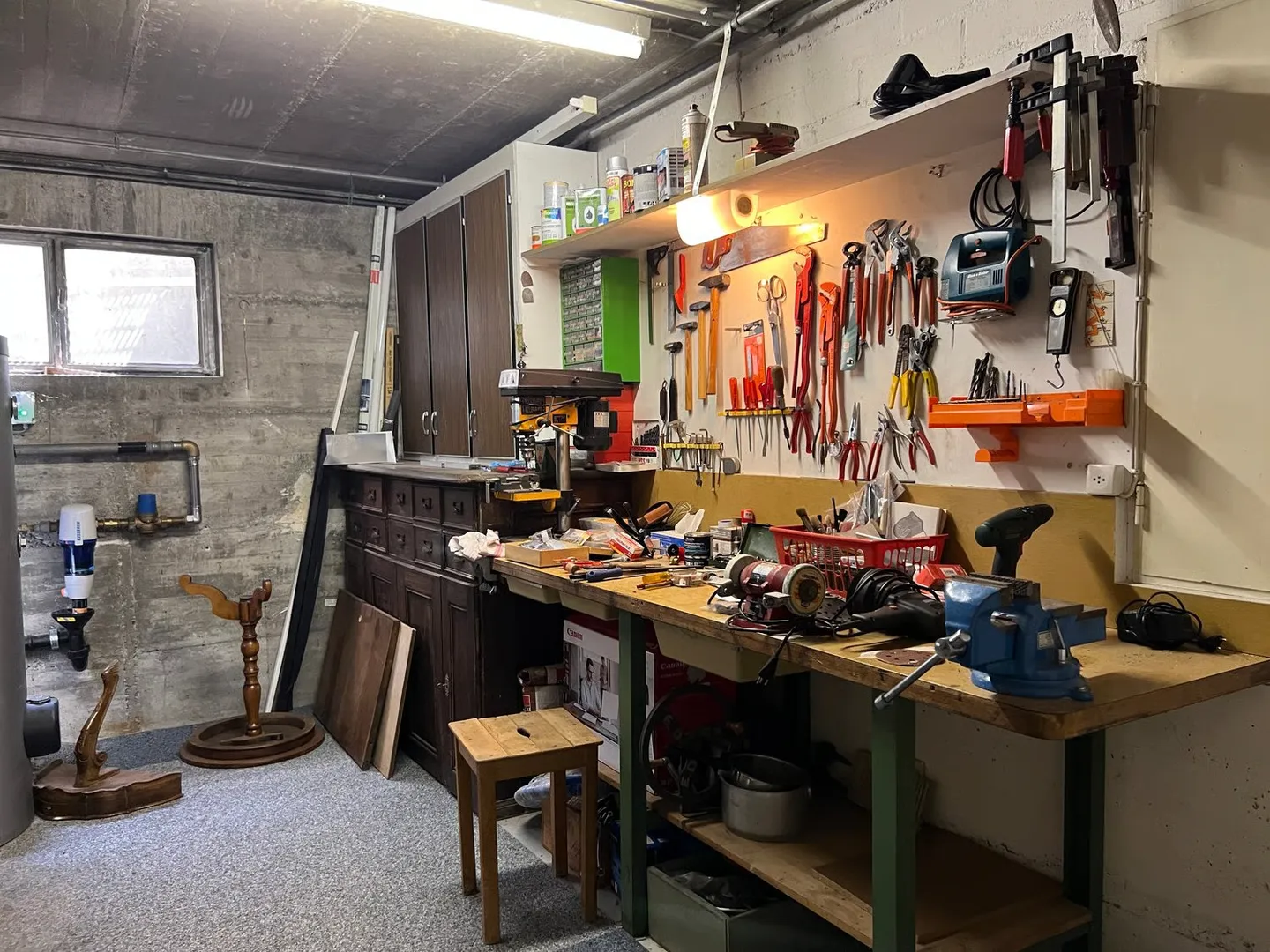 Casa unifamiliare di 5,5 stanze con terreno di 2000 m² - una rarità a Täuffelen - Foto 18 di 25