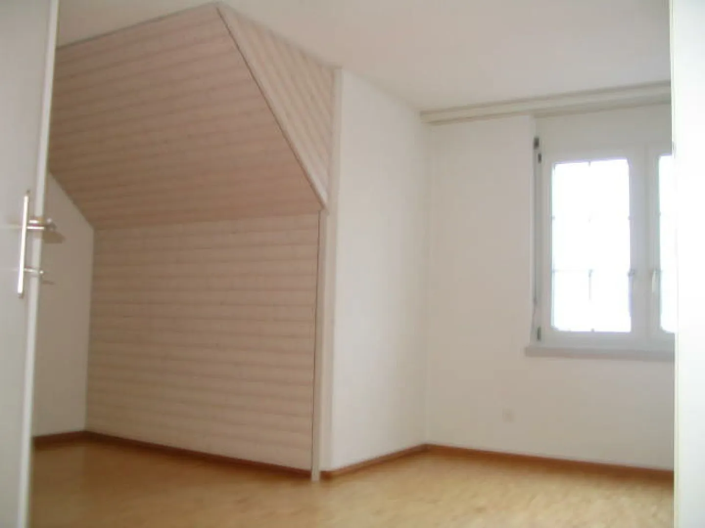 Spacious 5.5 Room Apartment - Photo 10 of 17