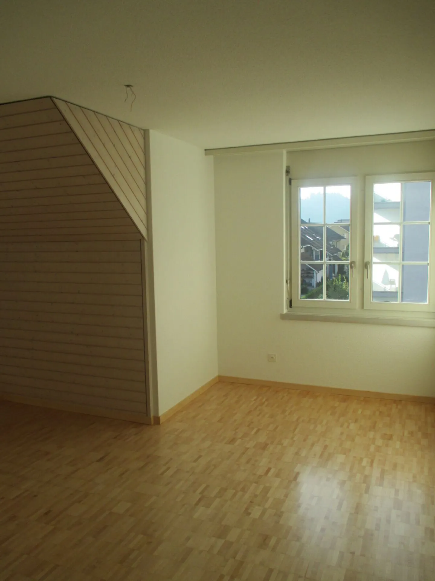 Spacious 5.5 Room Apartment - Photo 15 of 17