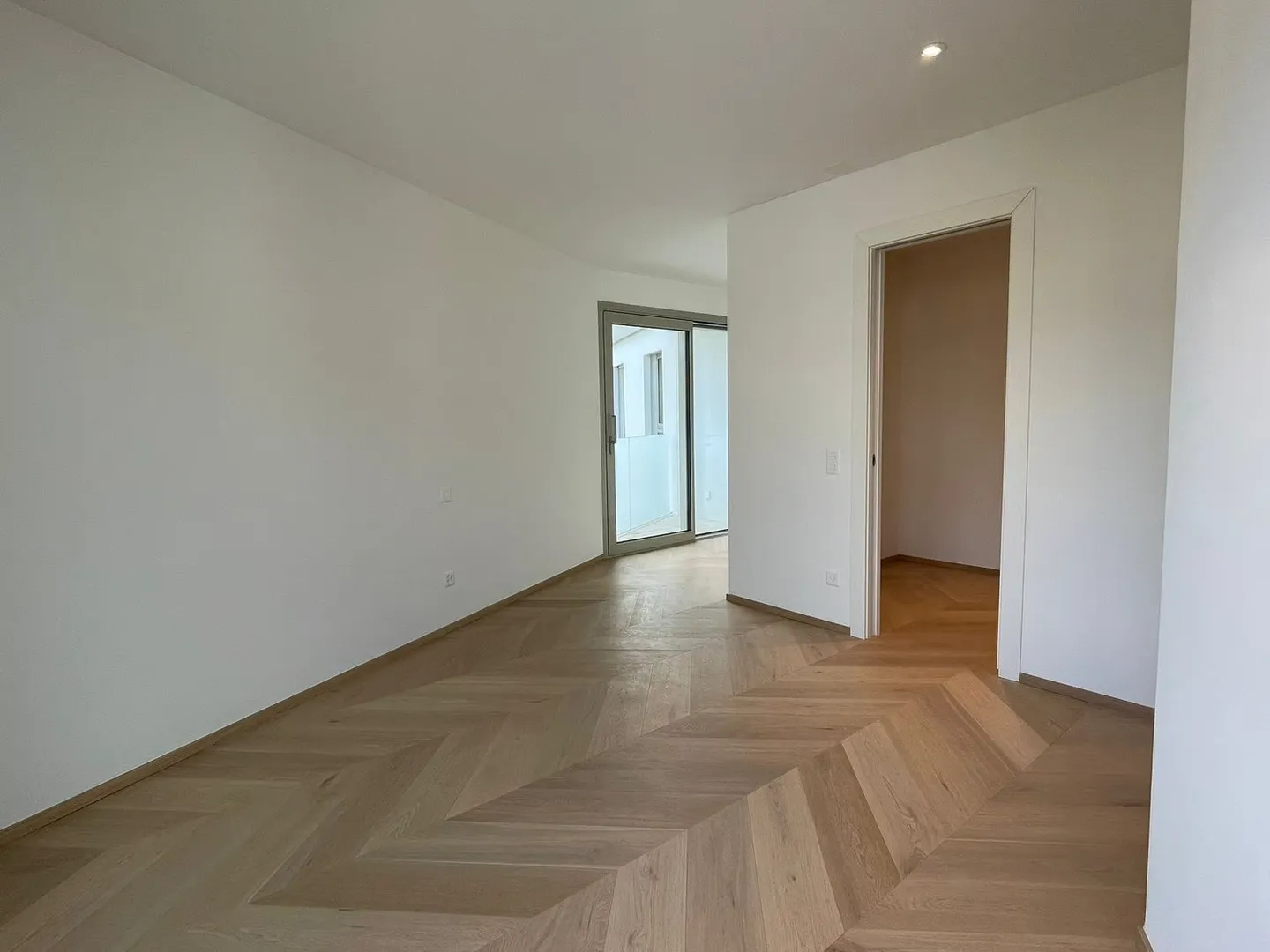 Attico di lusso con terrazza e jacuzzi a Massagno – Disponibile subito - Foto 22 von 30