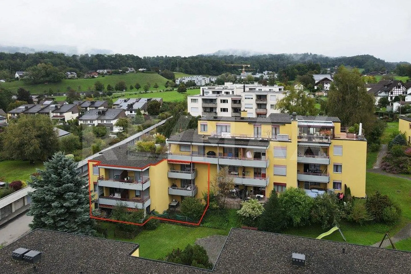 Investire con prospettiva - Oggetto di rendimento a Rüti ZH - Foto 1 di 13