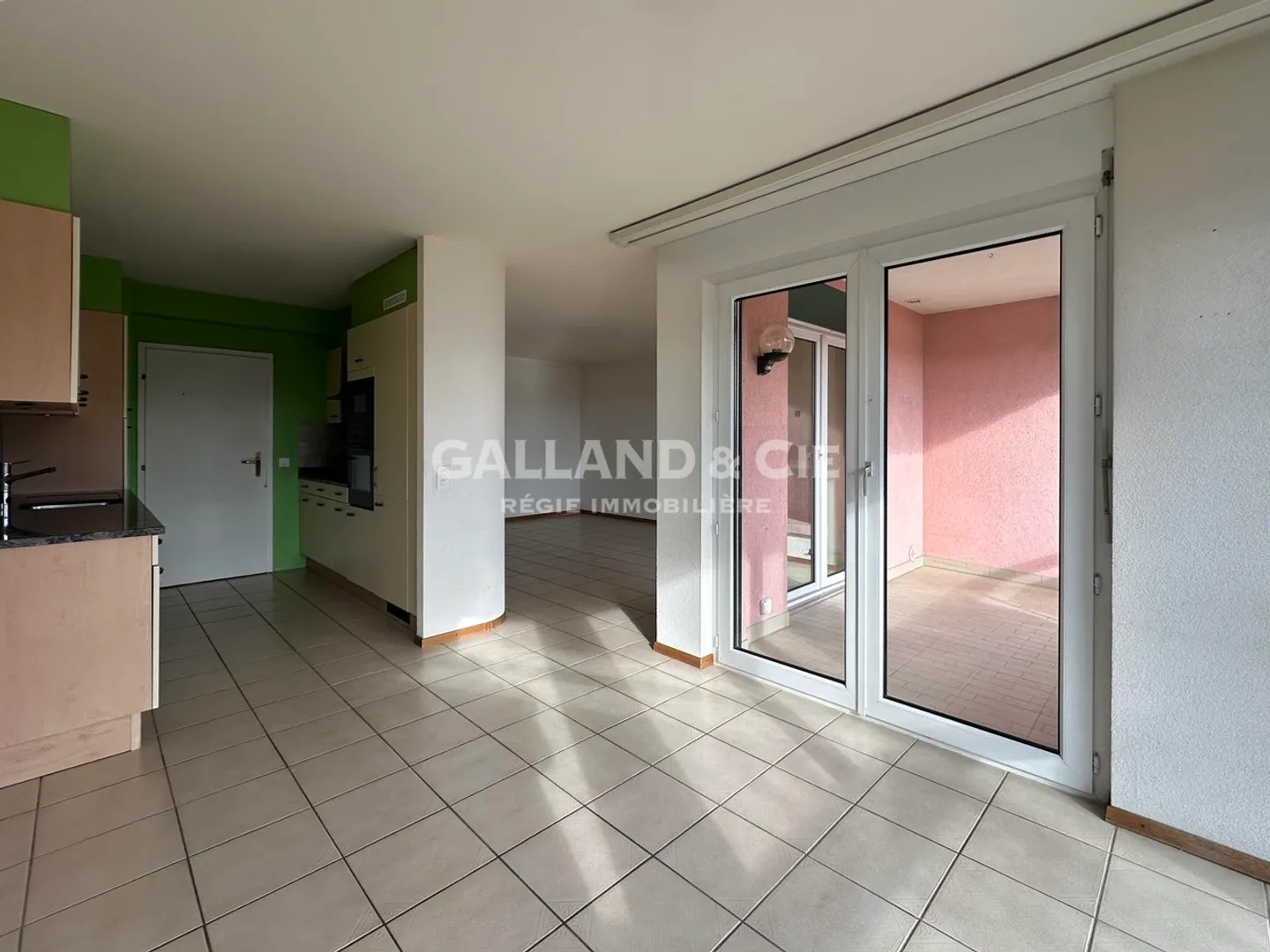 Bright 3.5 rooms - Photo 3 of 9