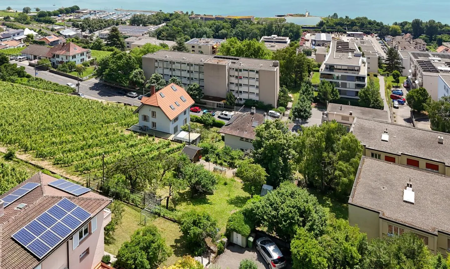Selten in Neuenburg - Baugrundstück mit Seeblick - Foto 7 von 11
